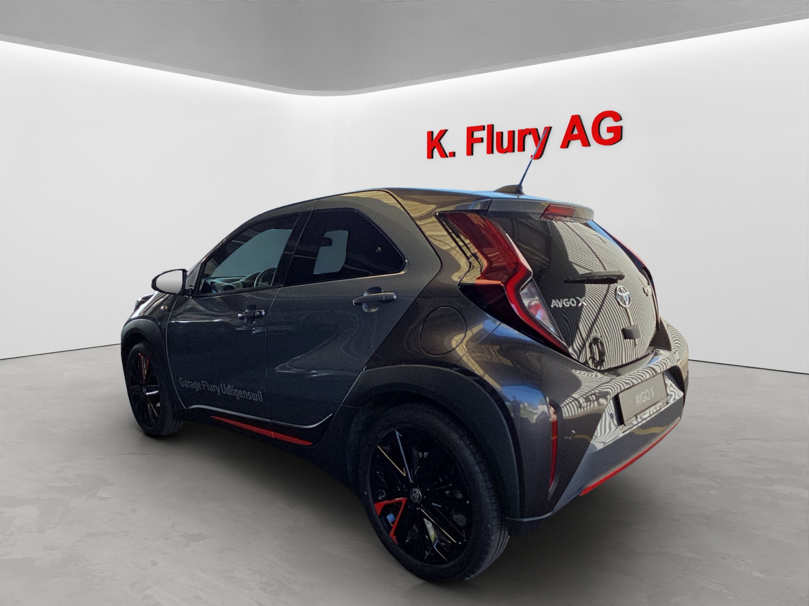 TOYOTA Aygo X 1.5 Hybrid Trend CVT-image-2