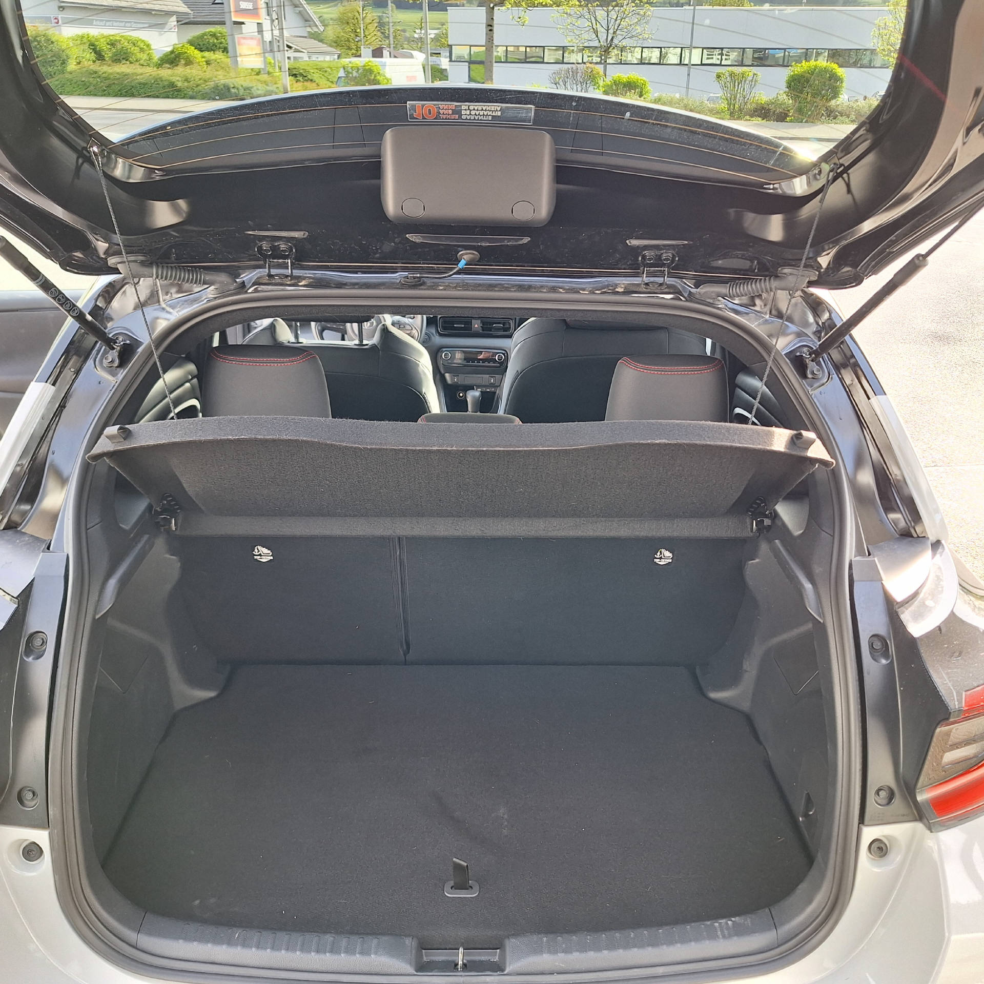 TOYOTA Yaris 1.5 VVT-i HSD GR Sport-image-8