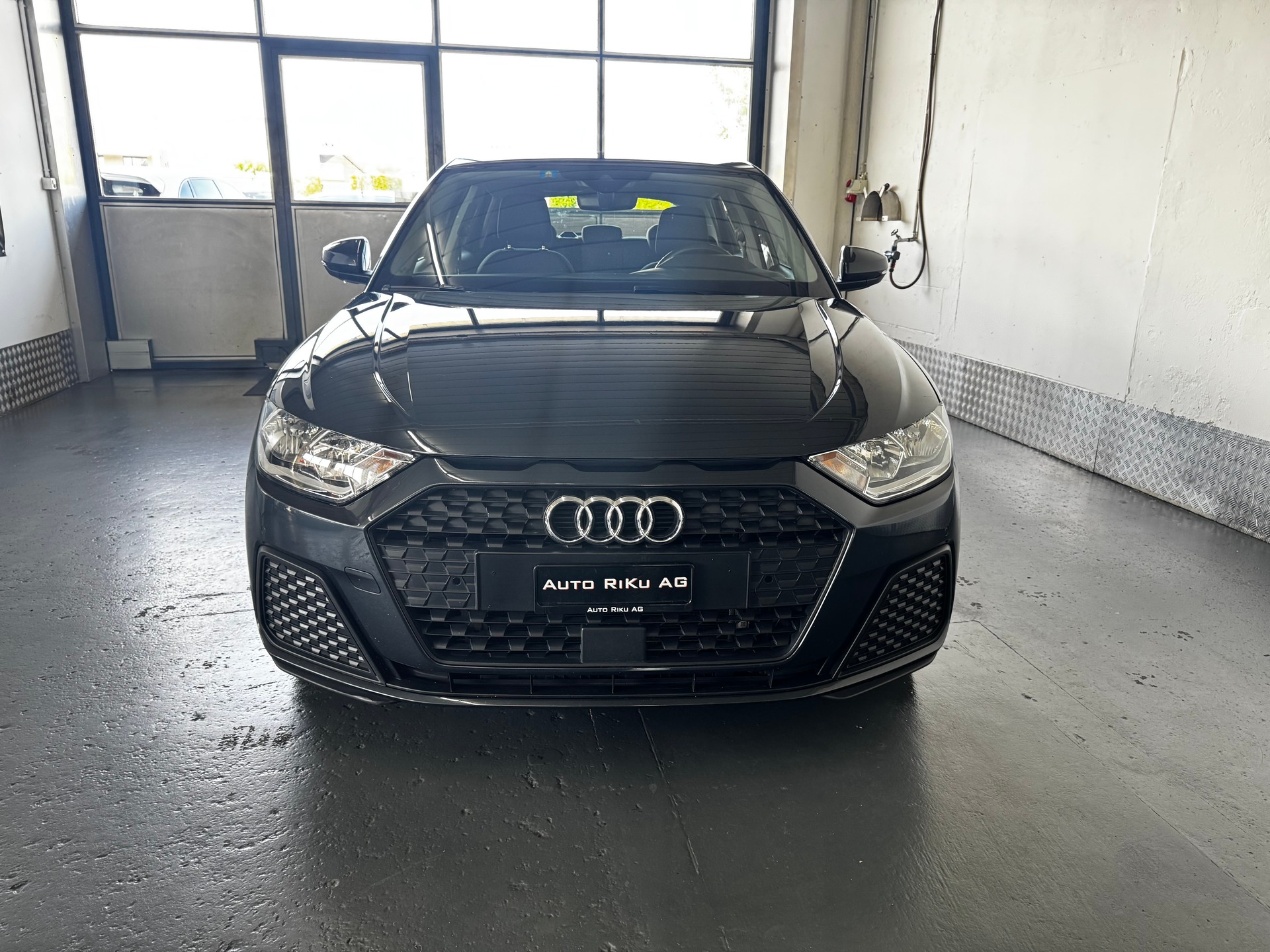 AUDI A1 Sportback 25 TFSI-showroom-element-3