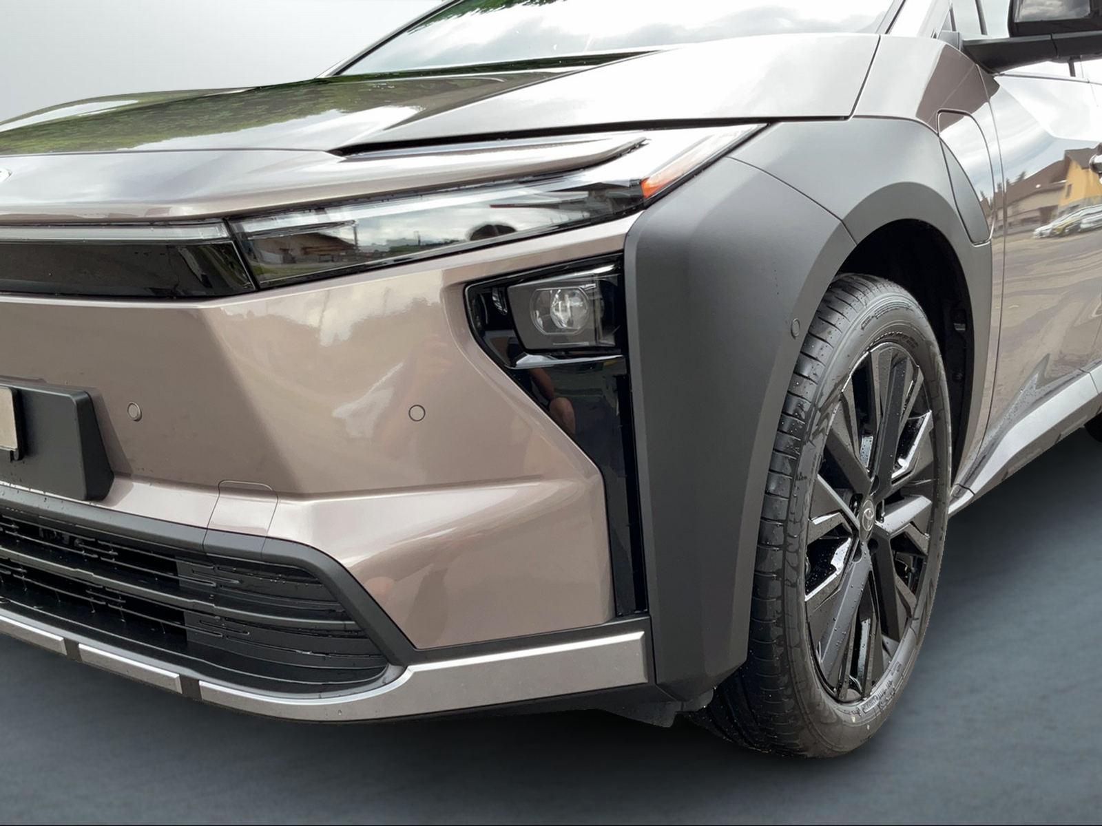 TOYOTA bZ4X Touring Premium AWD-image-13