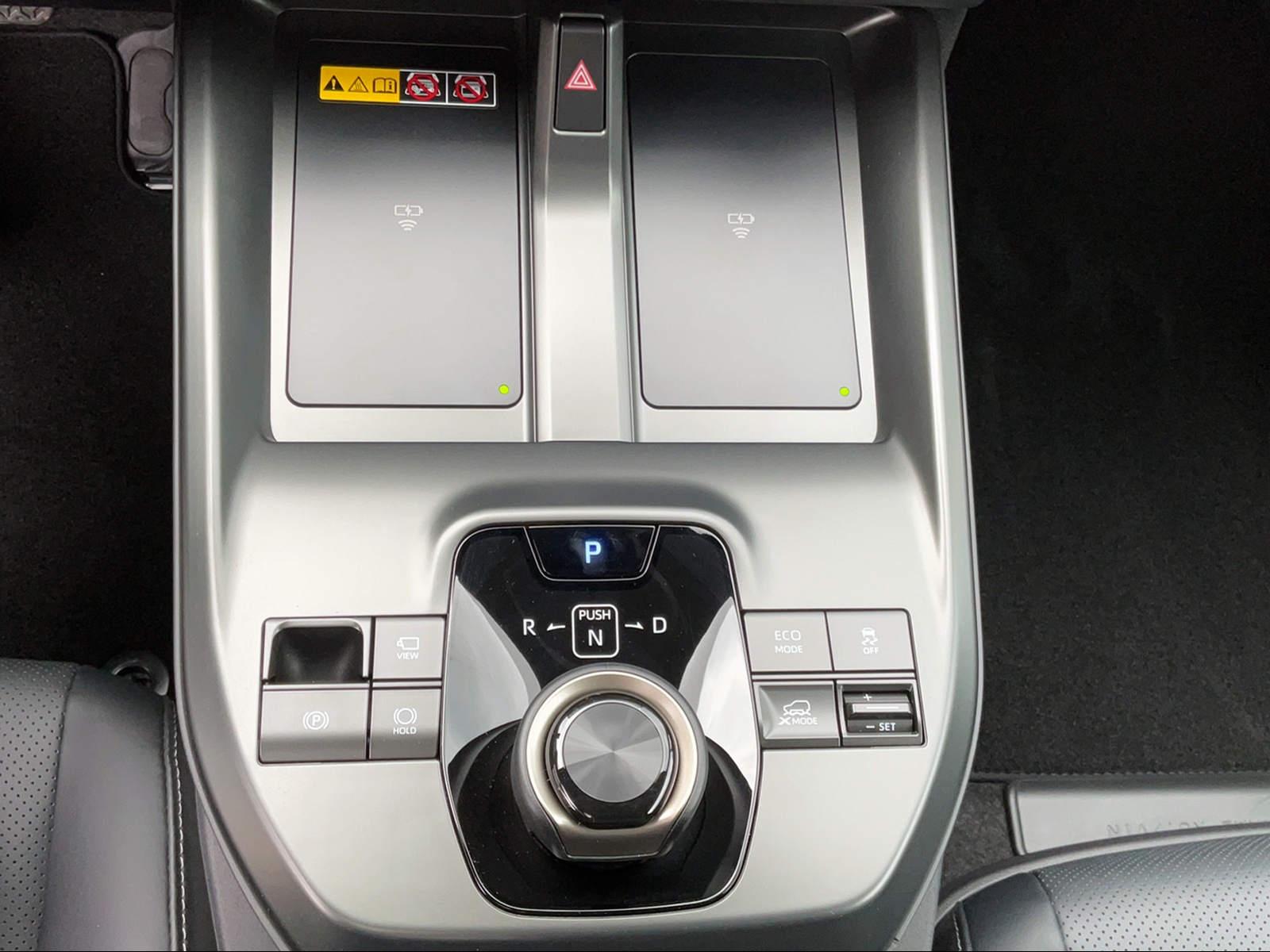 TOYOTA bZ4X Touring Premium AWD-image-14