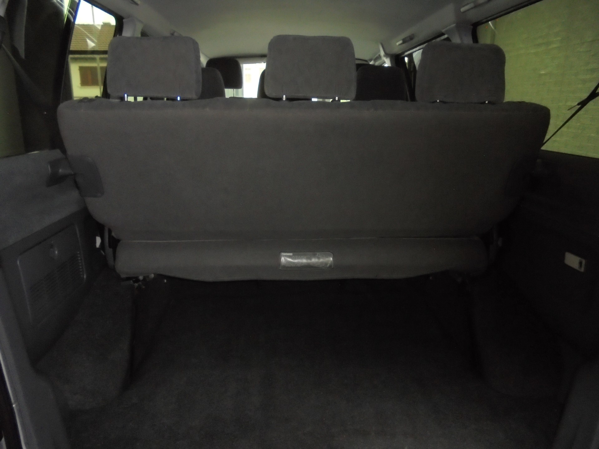 TOYOTA Hiace D-4D Wagon GL 4WD S-image-7