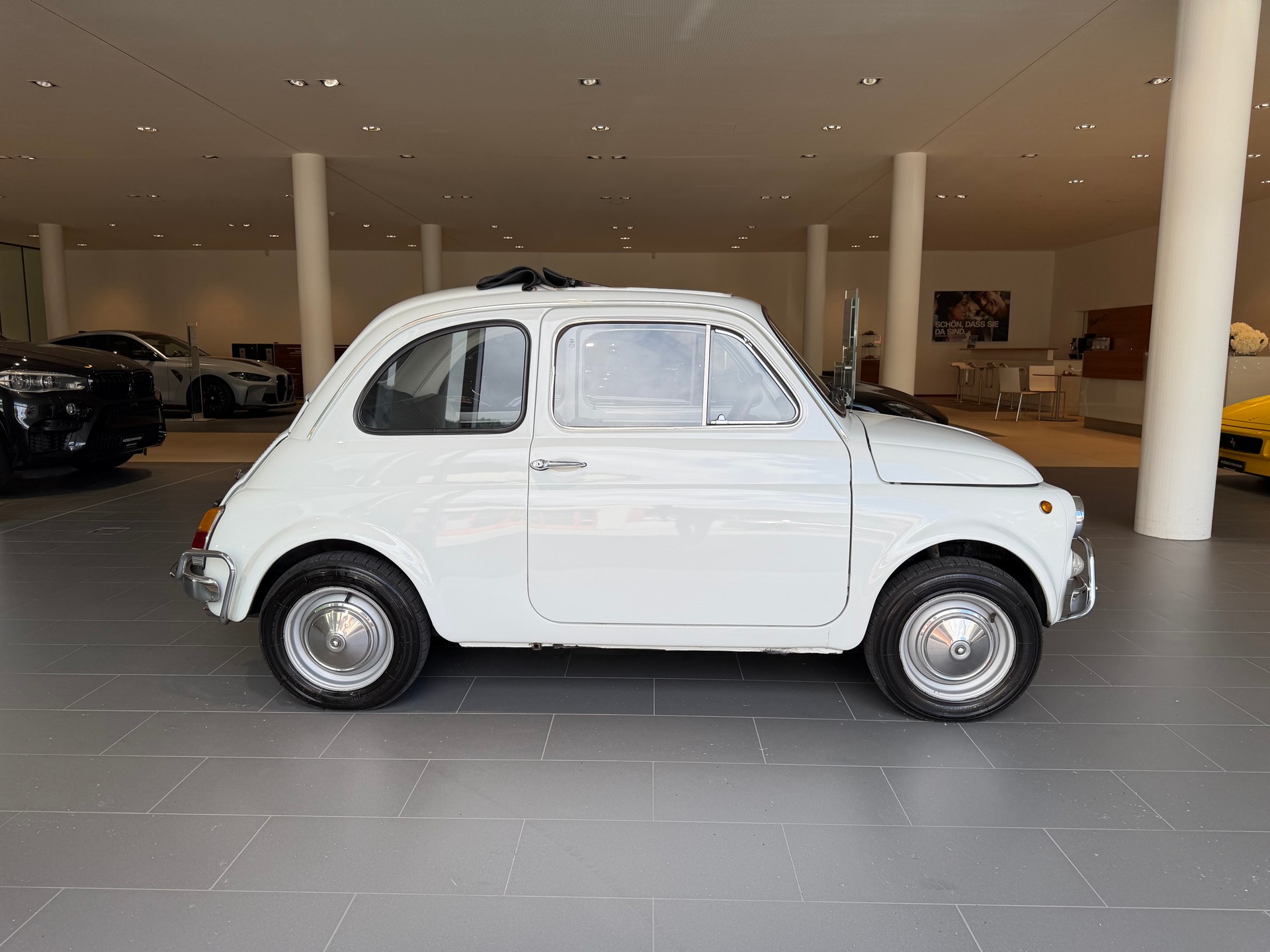 FIAT 500 L Veteranenfahrzeug-showroom-element-1