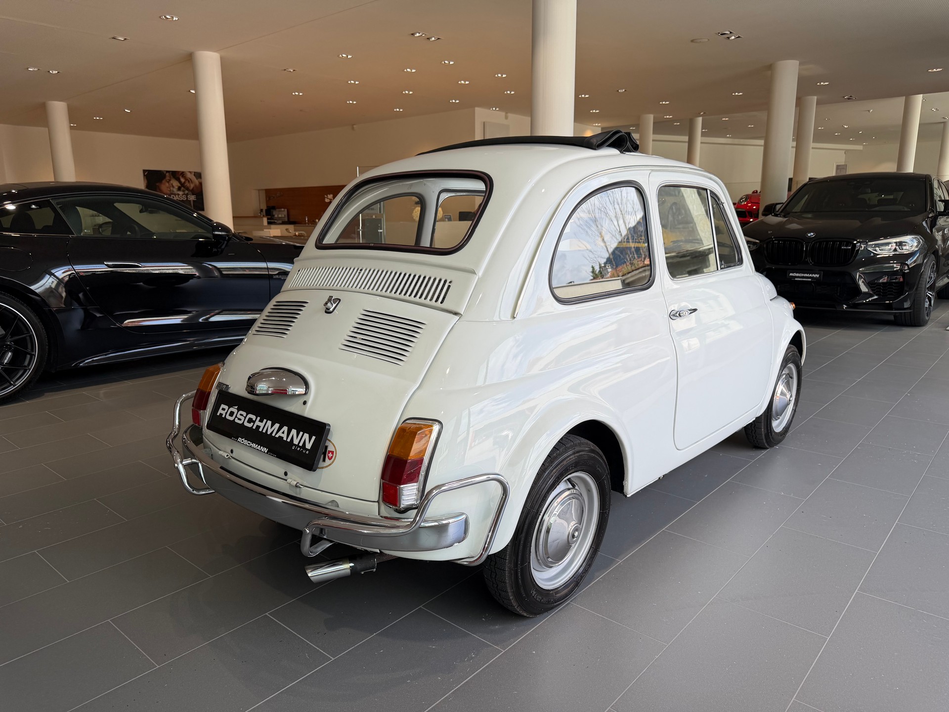 FIAT 500 L Veteranenfahrzeug-showroom-element-3