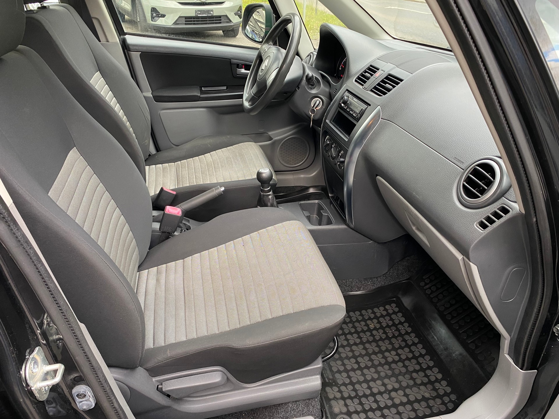 SUZUKI SX4 1.6 16V GL 4WD-image-4
