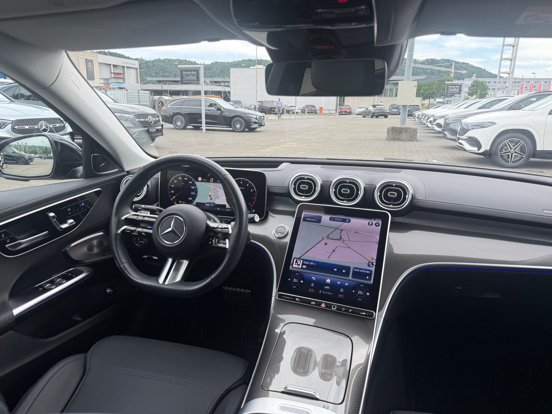 MERCEDES-BENZ C 200 AMG Line 4 Matic-image-5