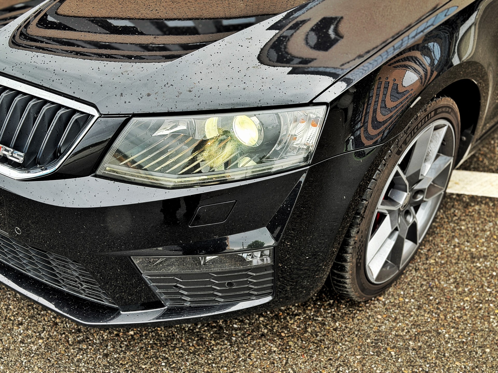 SKODA Octavia Combi 2.0 TDI RS DSG-image-9