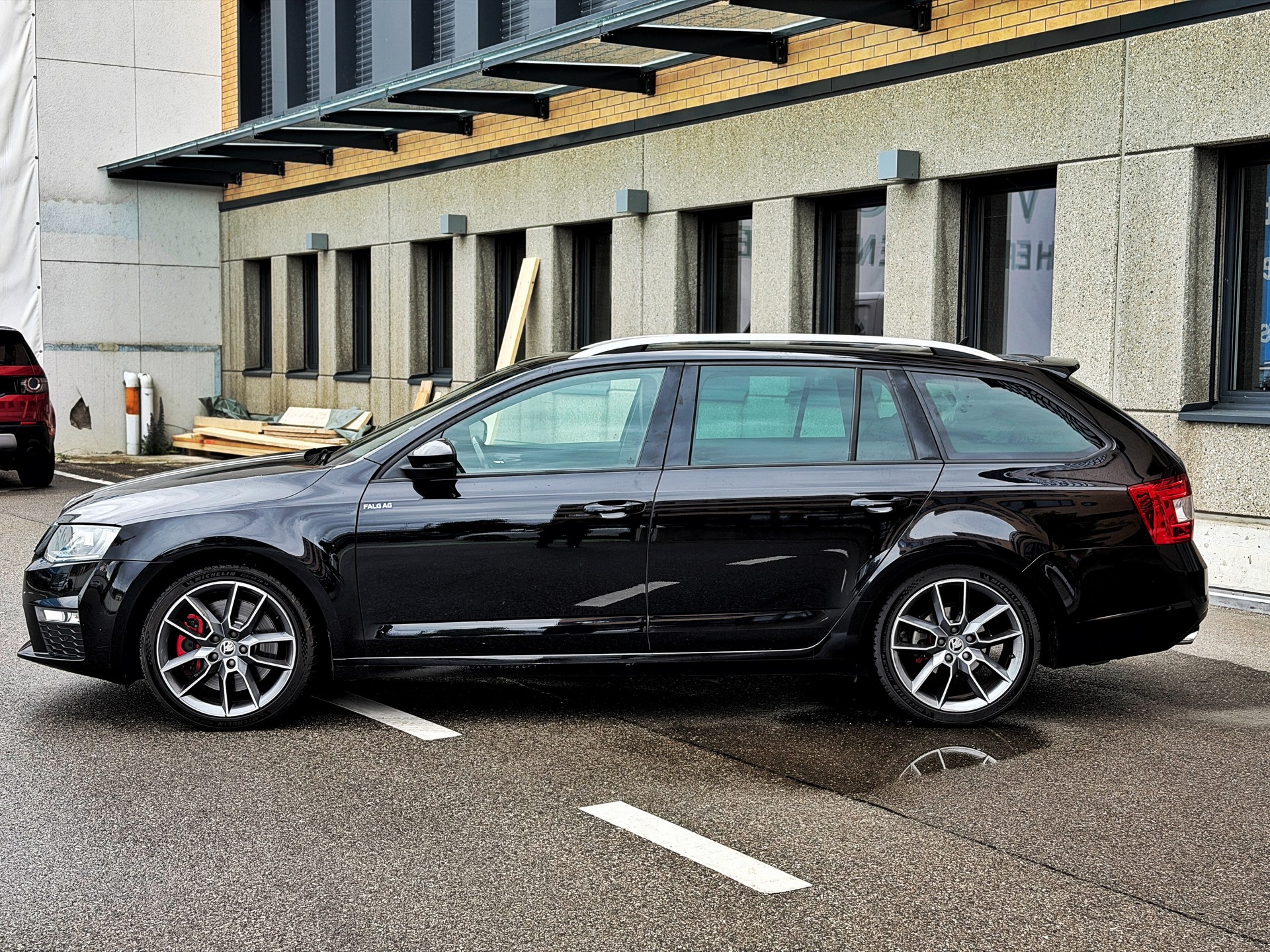 SKODA Octavia Combi 2.0 TDI RS DSG-showroom-element-1