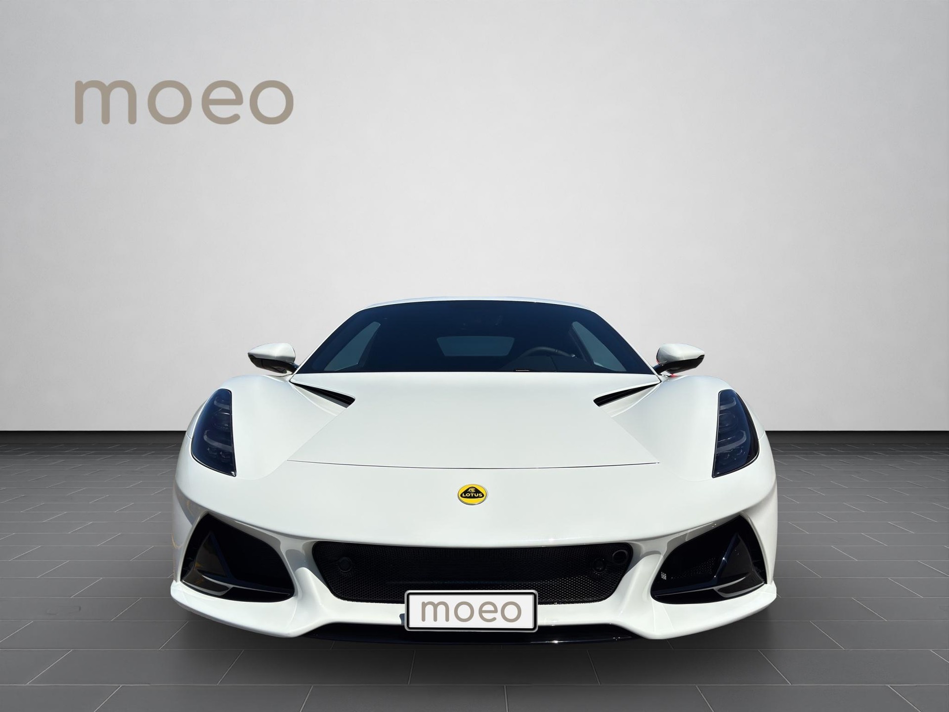 LOTUS Emira 2.0 I4 First Edition-showroom-element-2
