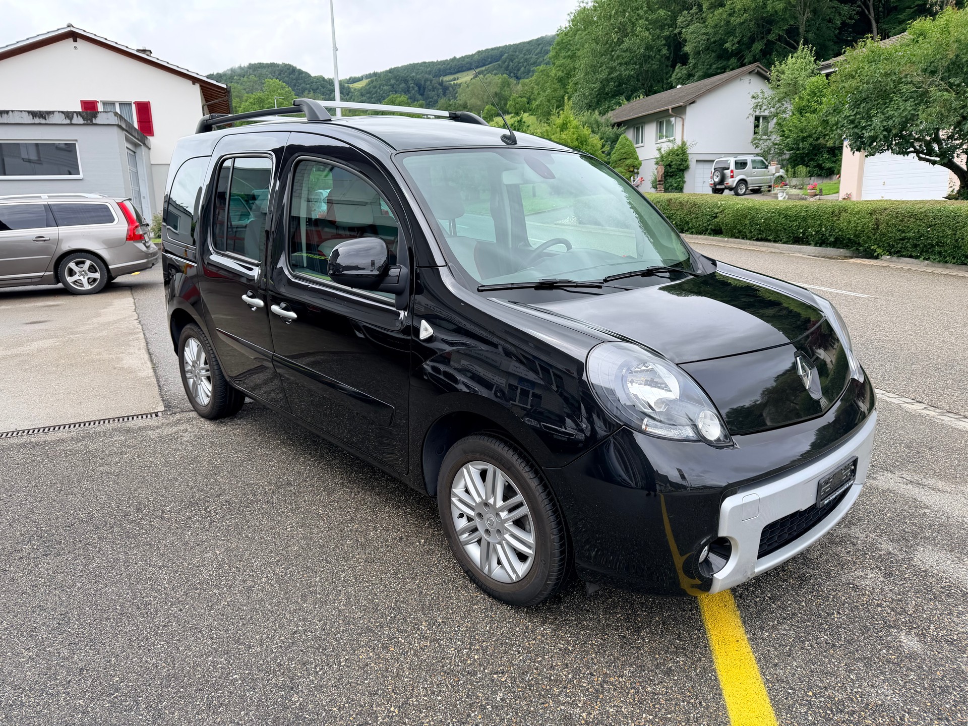 RENAULT Kangoo 1.6 16V Happy Family-image-2