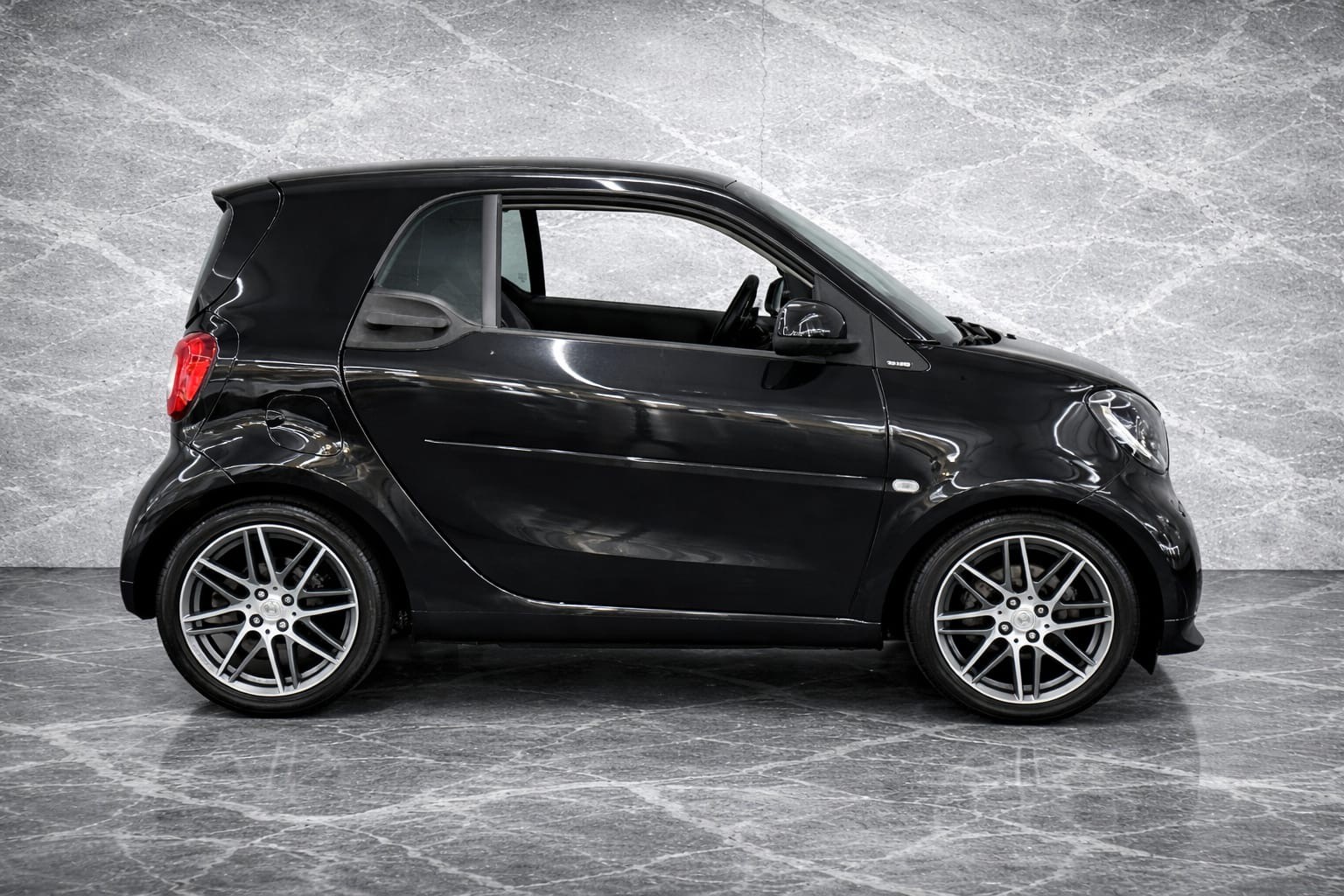 SMART fortwo Brabus 110 twinmatic-image-5
