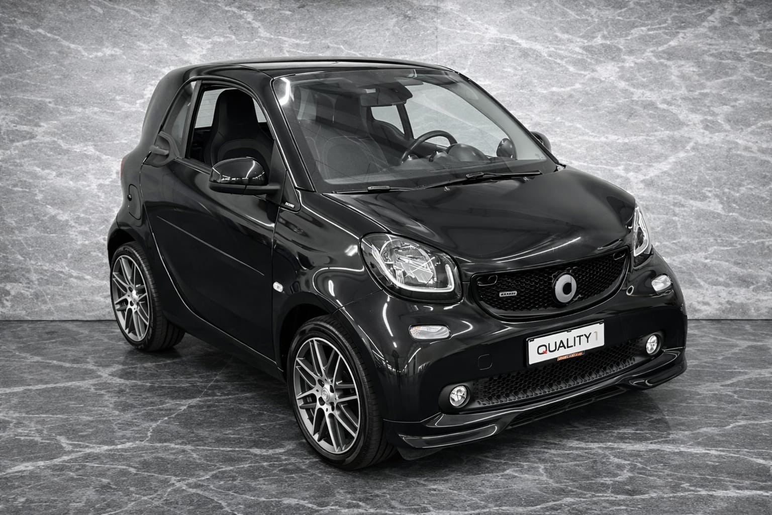 SMART fortwo Brabus 110 twinmatic-showroom-element-1