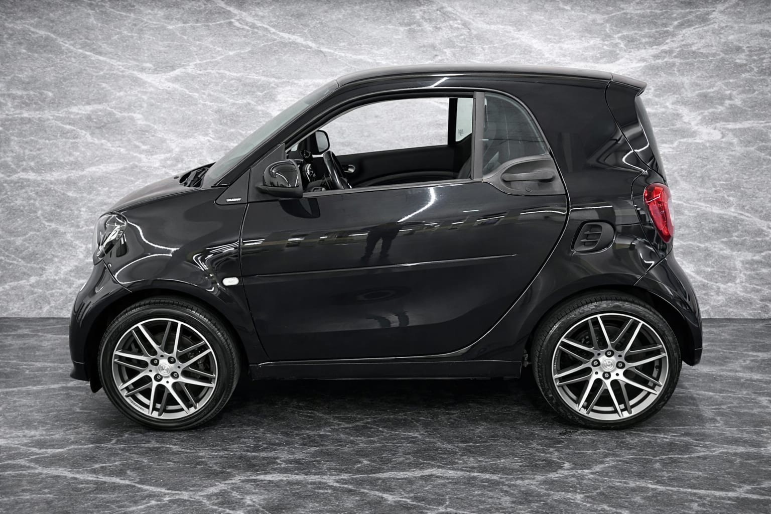 SMART fortwo Brabus 110 twinmatic-image-7