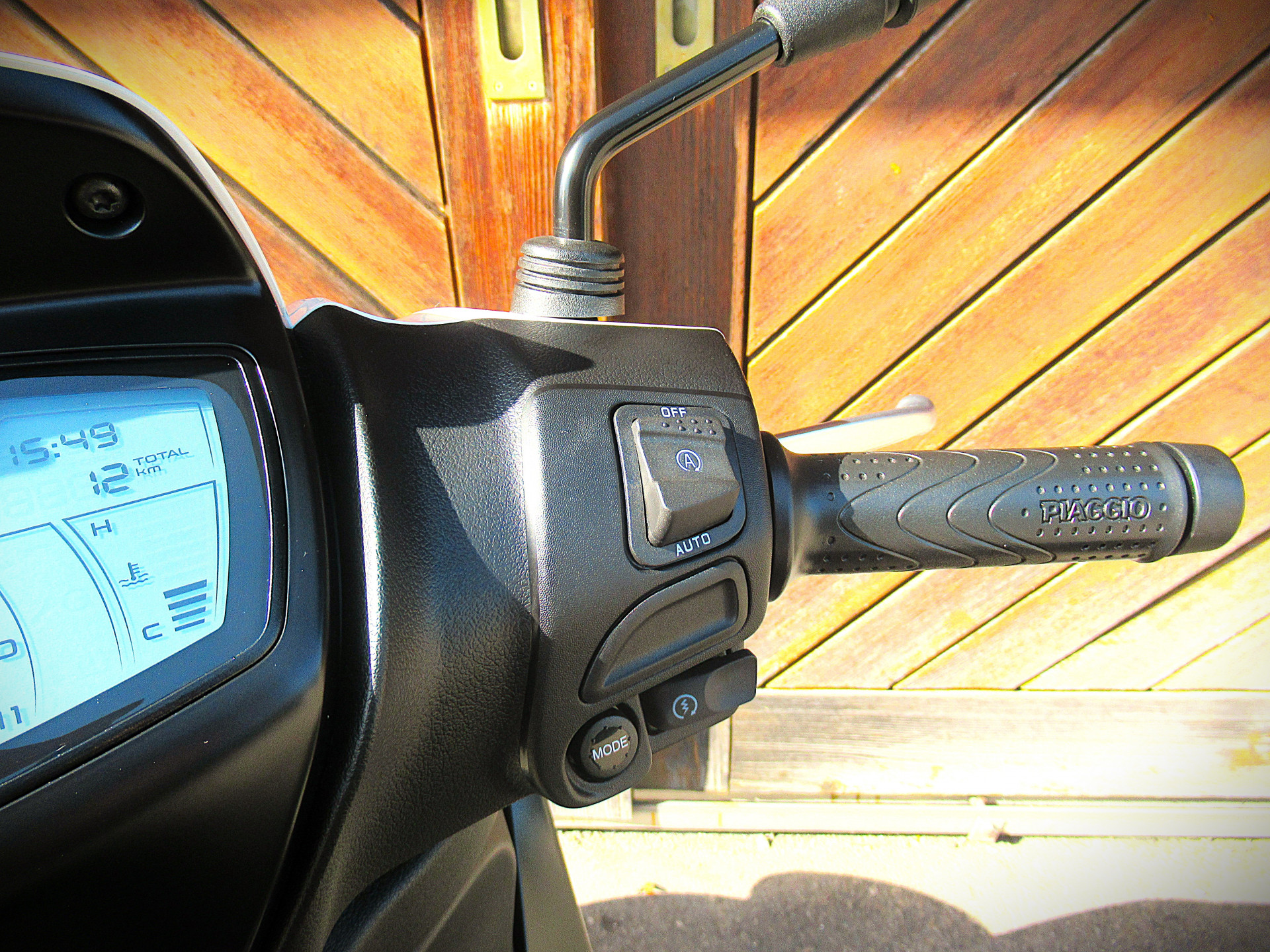 PIAGGIO Medley 125 Sport-image-9