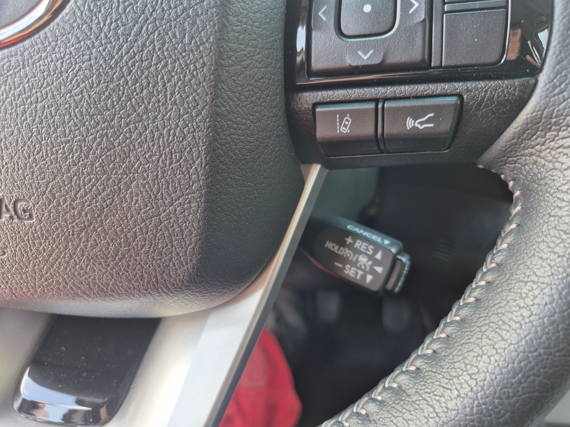 TOYOTA Hilux 2.4d Style Double Cab 4x4 A-image-27