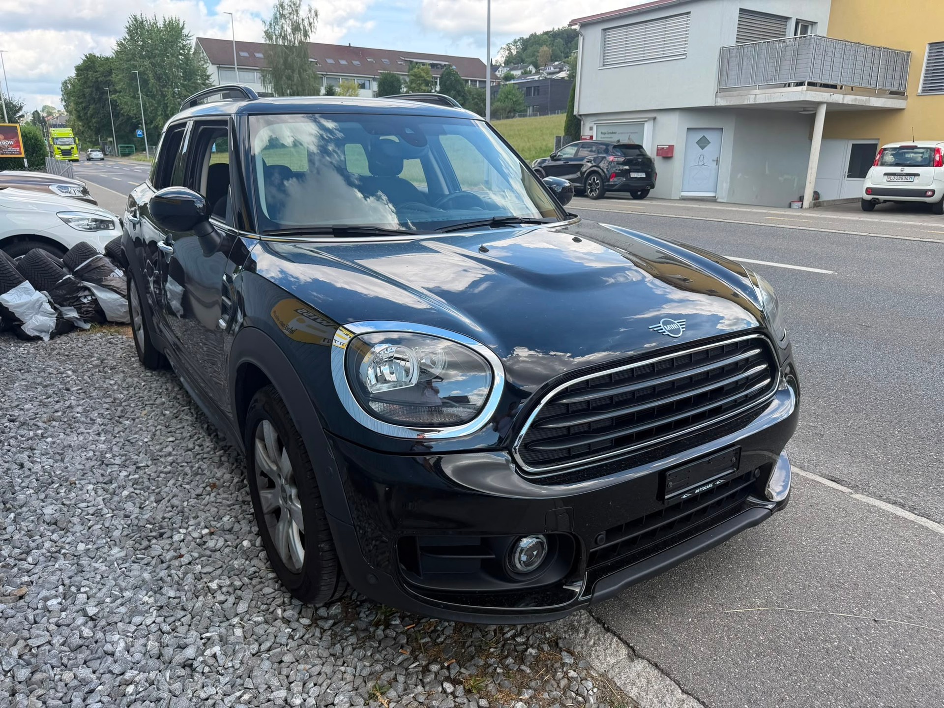 MINI Countryman One D FWD-showroom-element-1