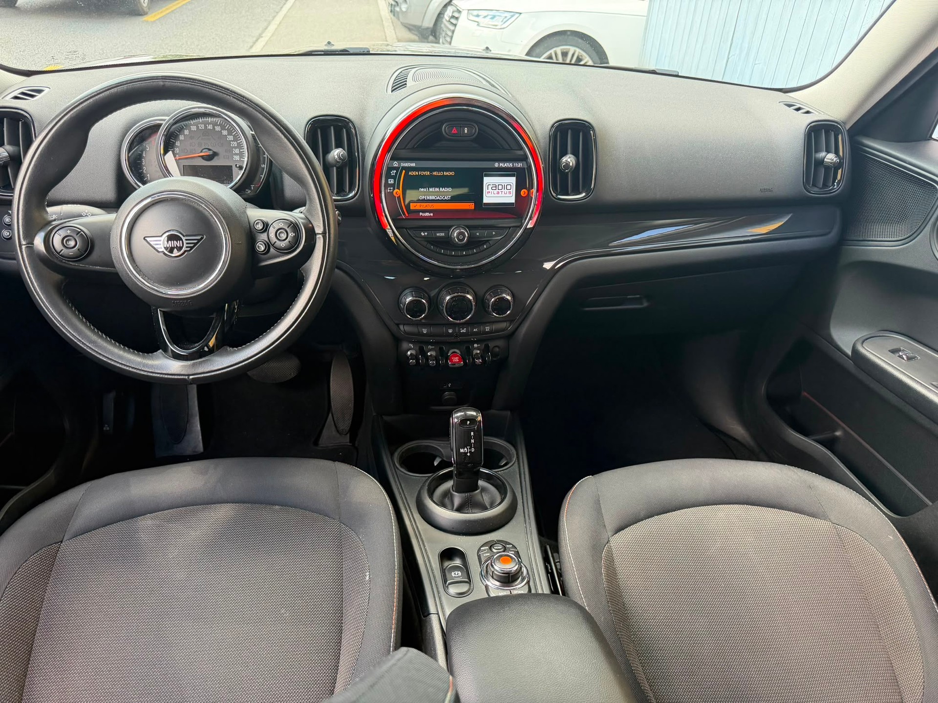MINI Countryman One D FWD-image-7