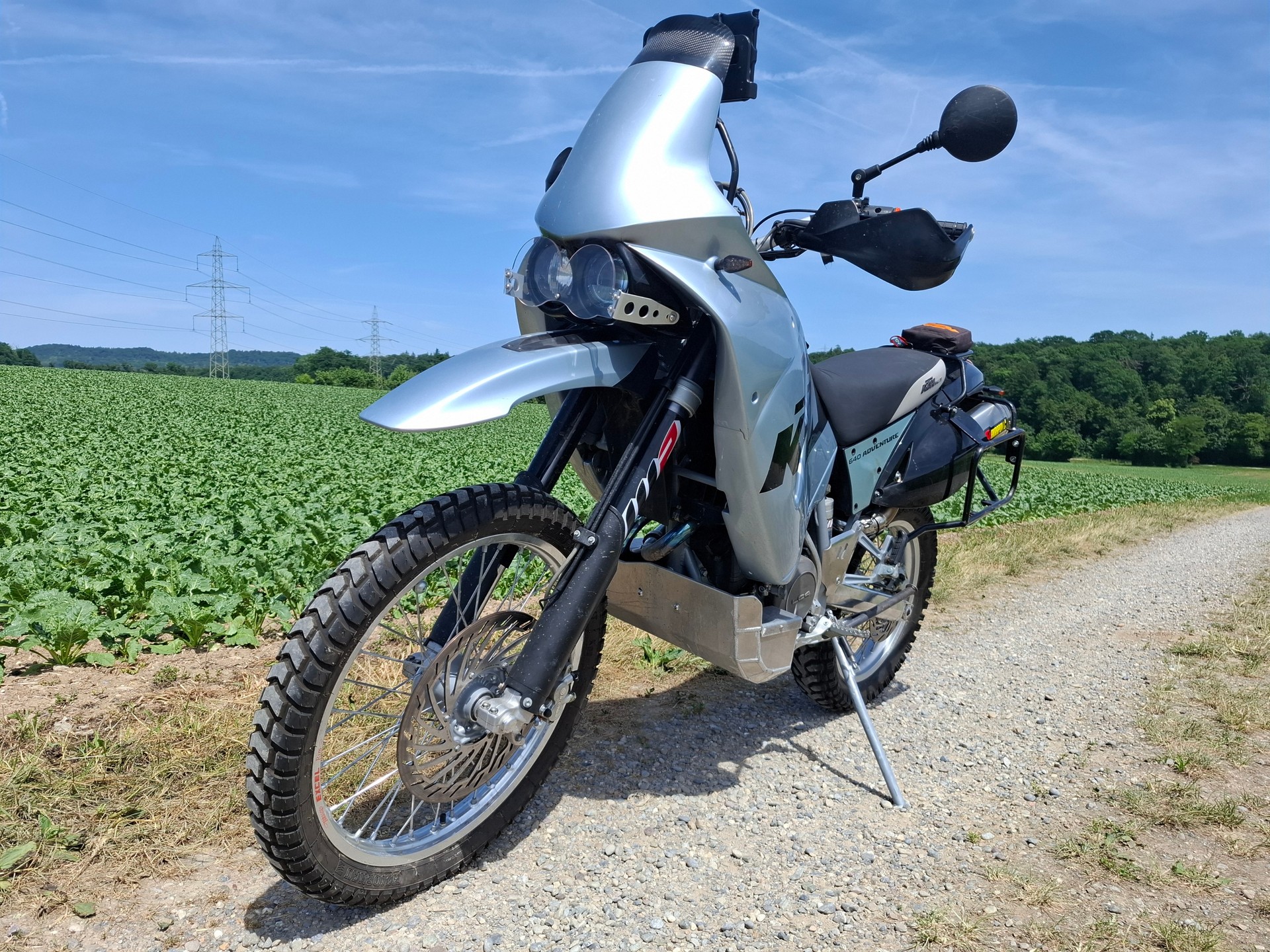 KTM 640 LC4-E Adventure R (25kW)-image-1