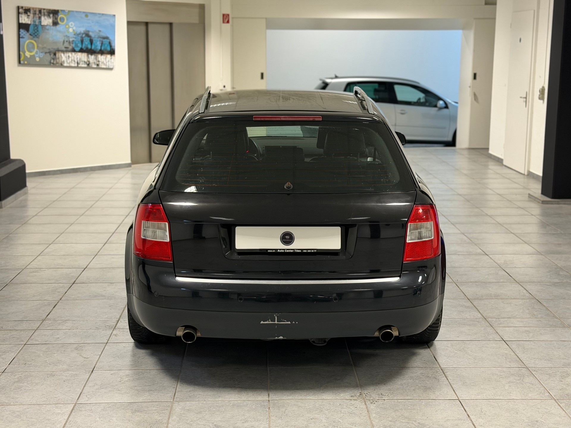 AUDI A4 Avant 1.8 T-image-10