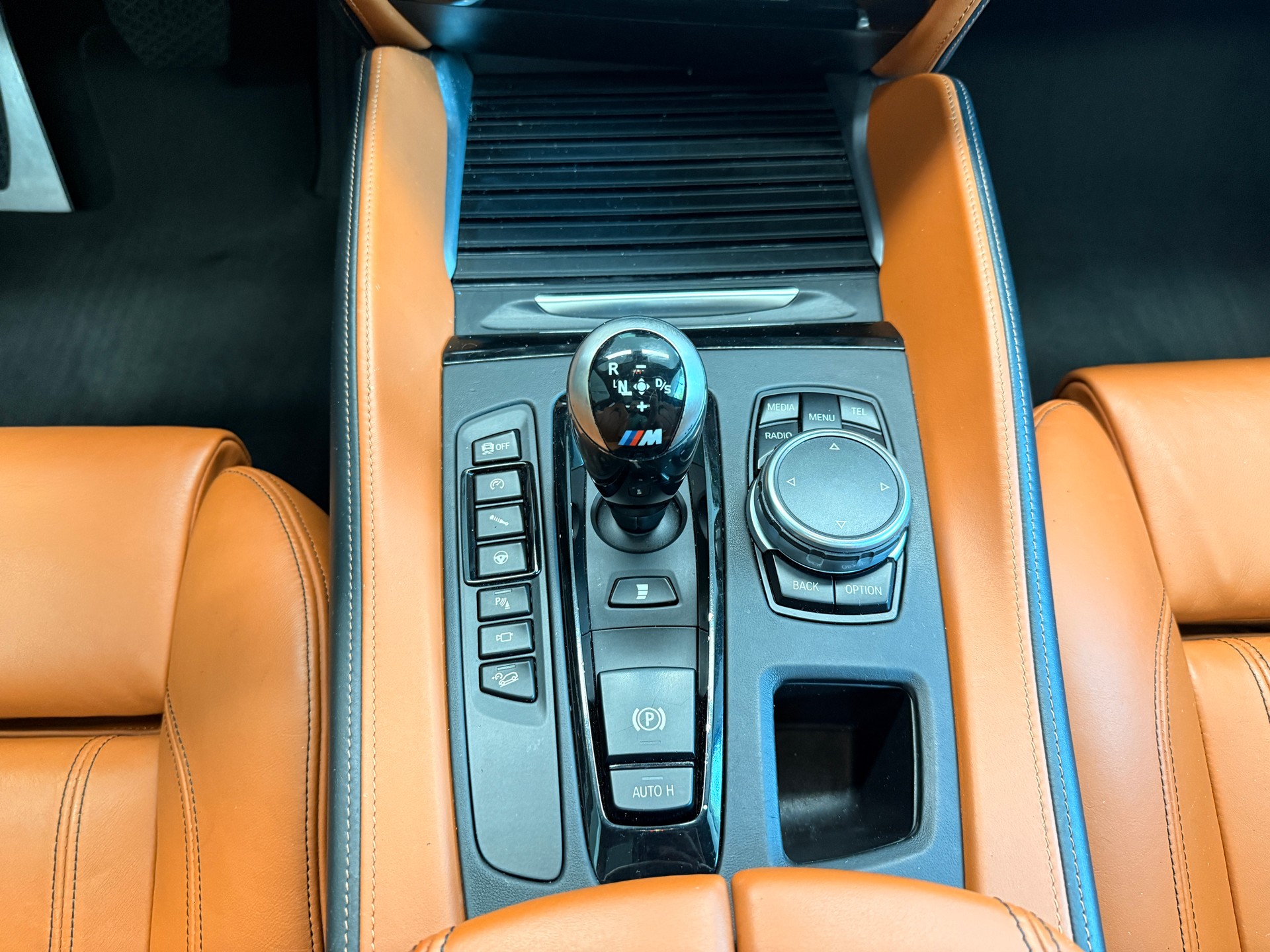 BMW X5 M-image-8
