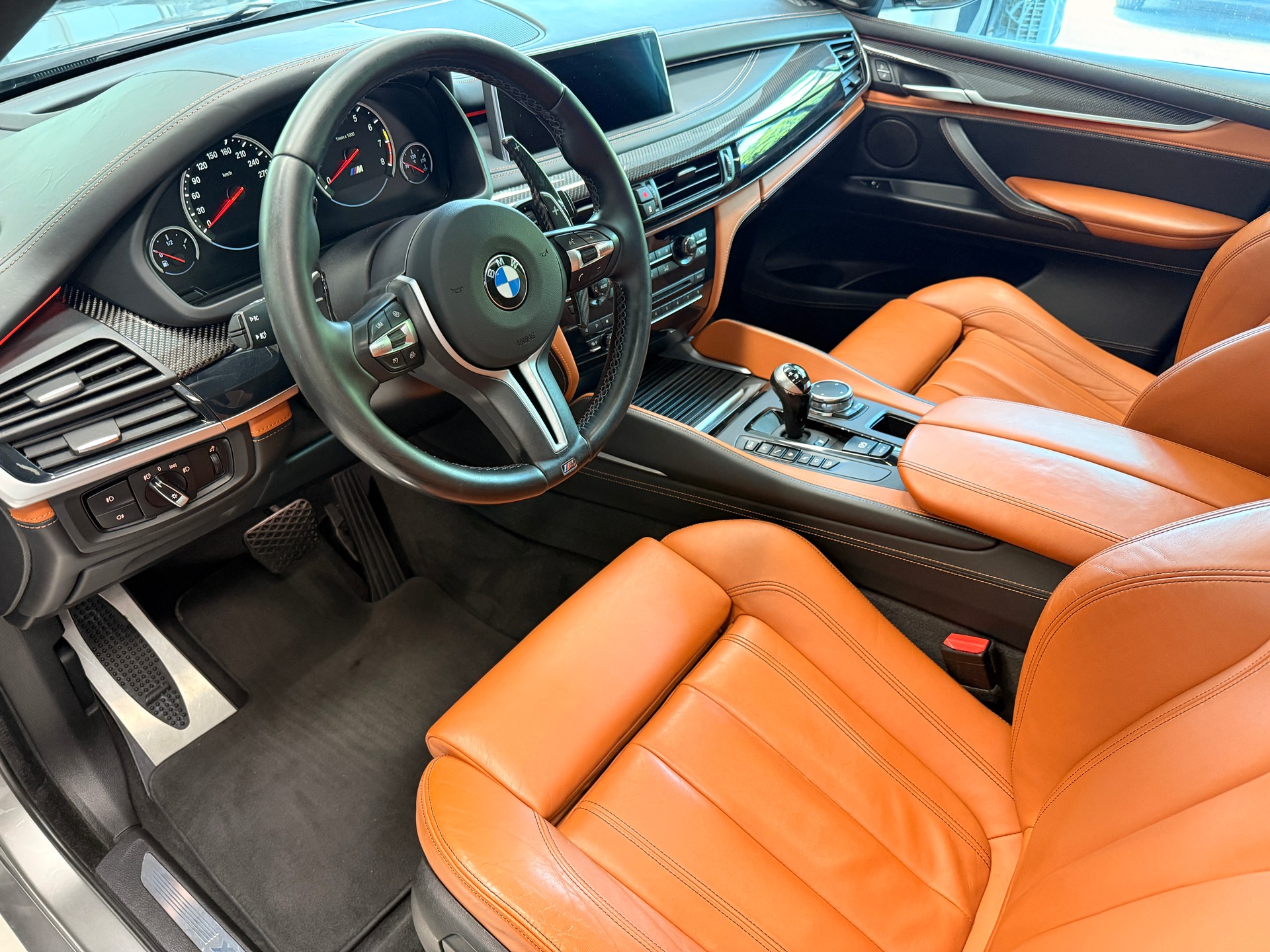 BMW X5 M-image-5