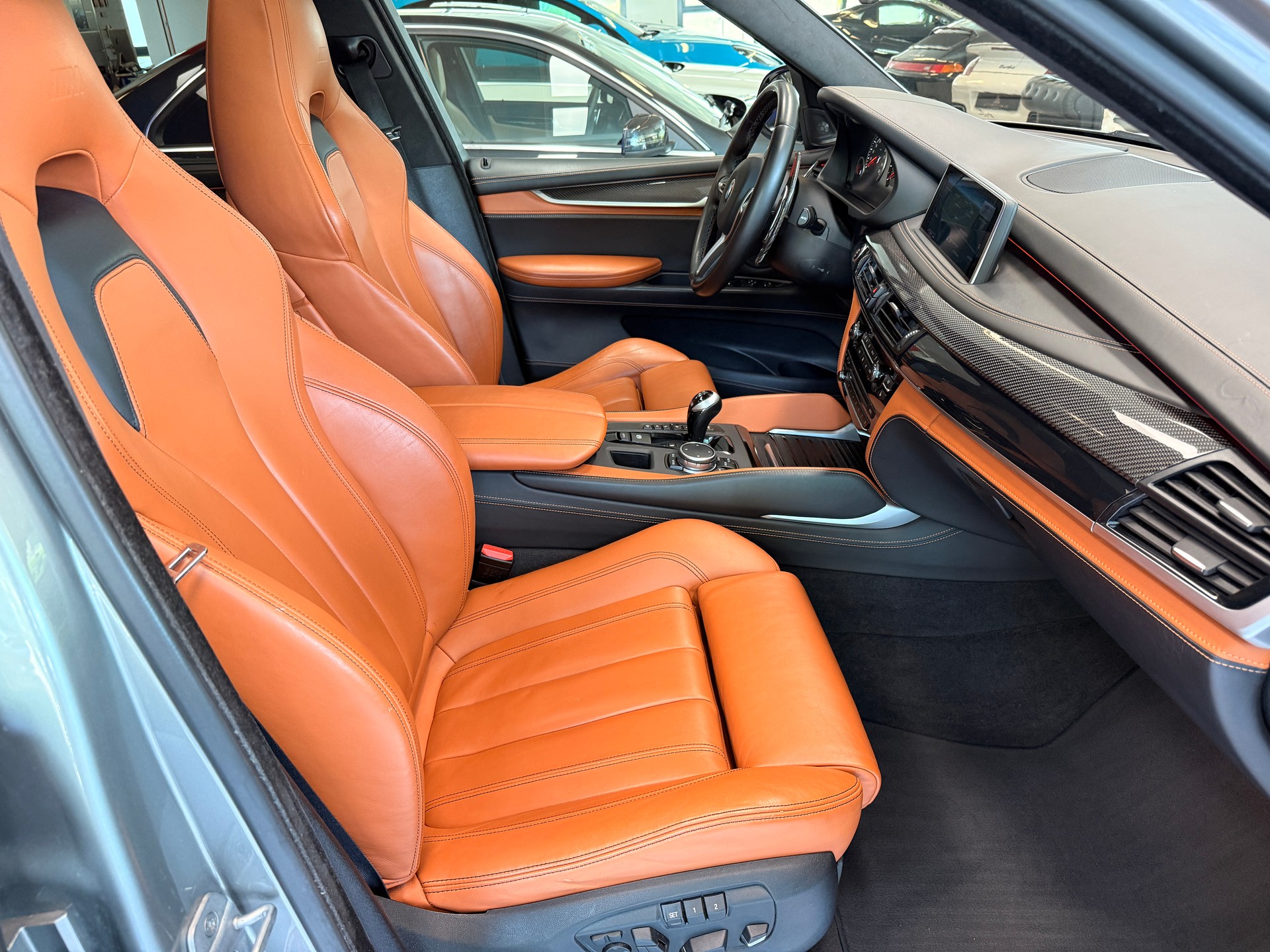 BMW X5 M-image-9