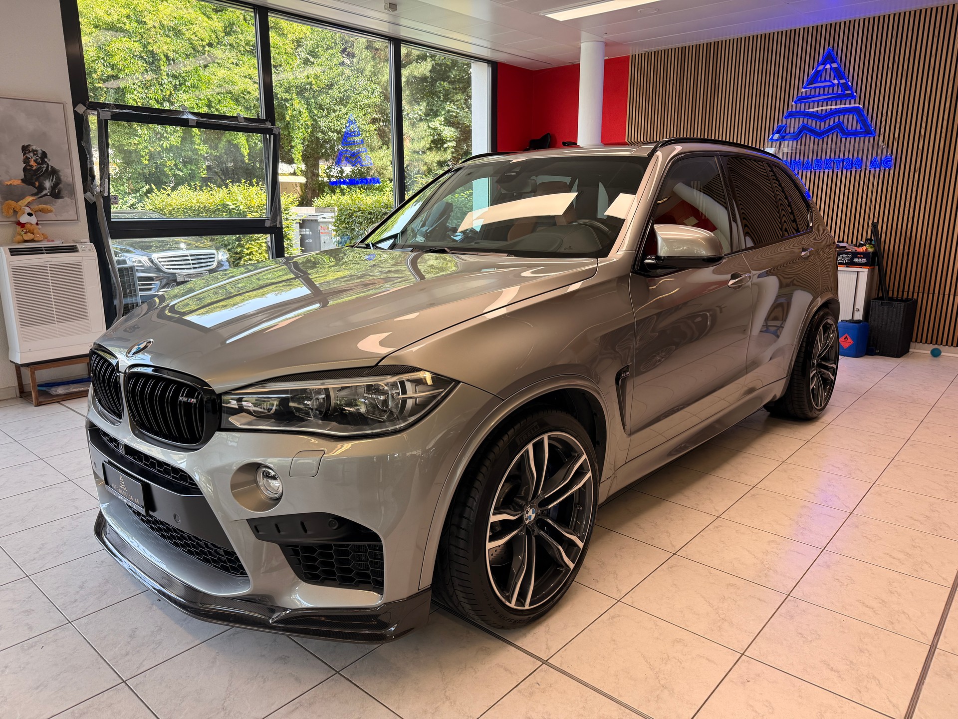BMW X5 M-image-2