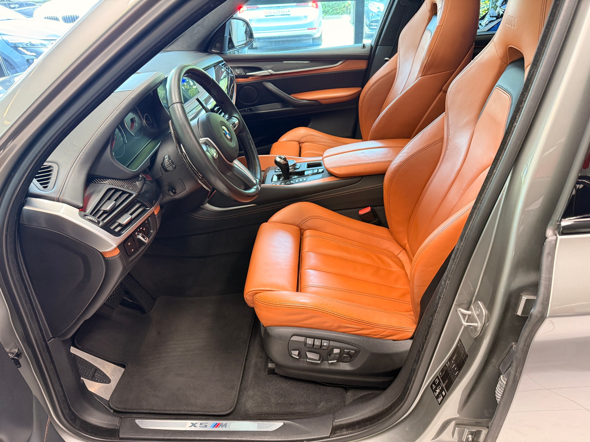 BMW X5 M-image-3