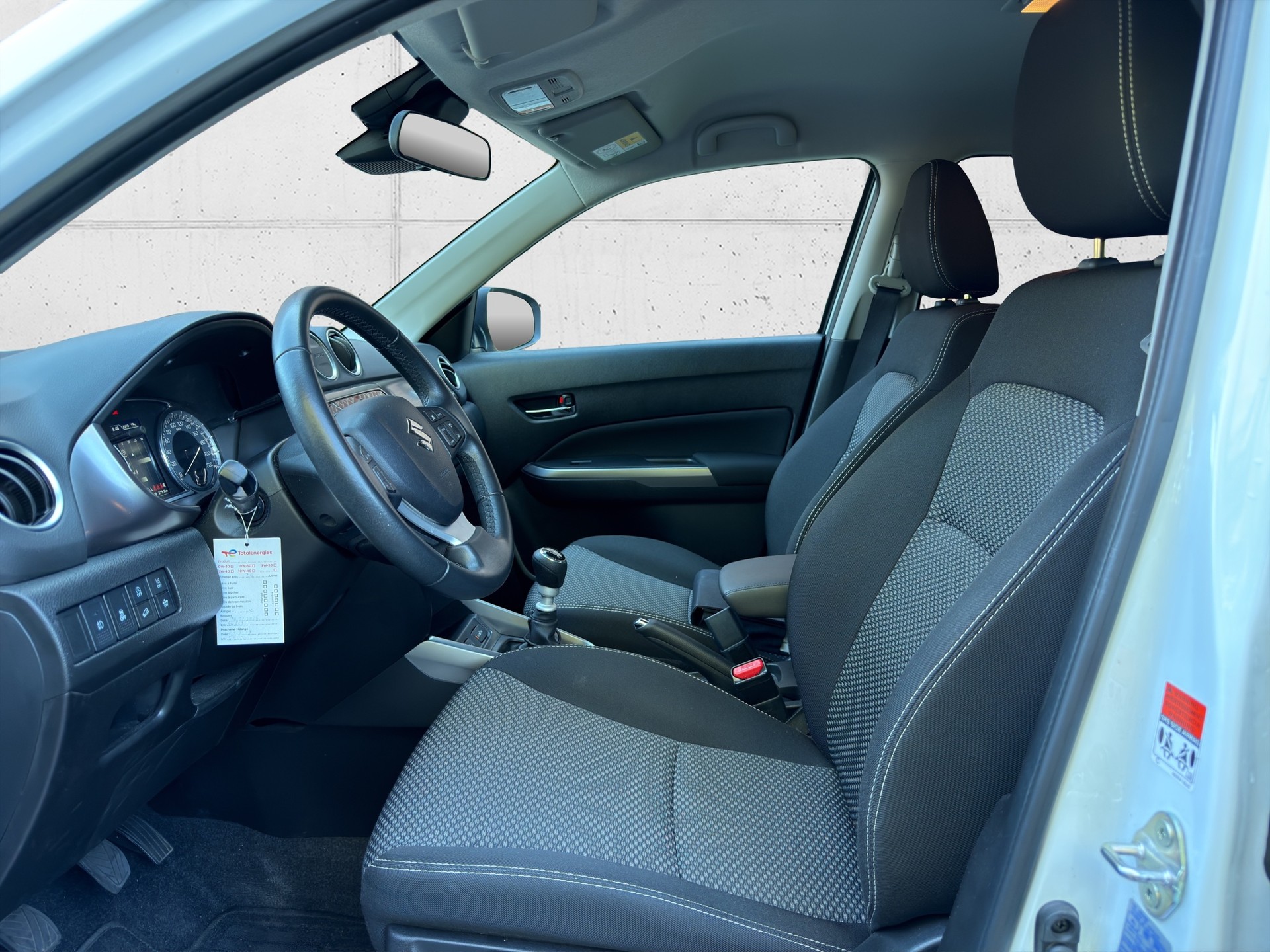 SUZUKI Vitara 1.4 Boosterjet Compact Top Hybrid-image-10