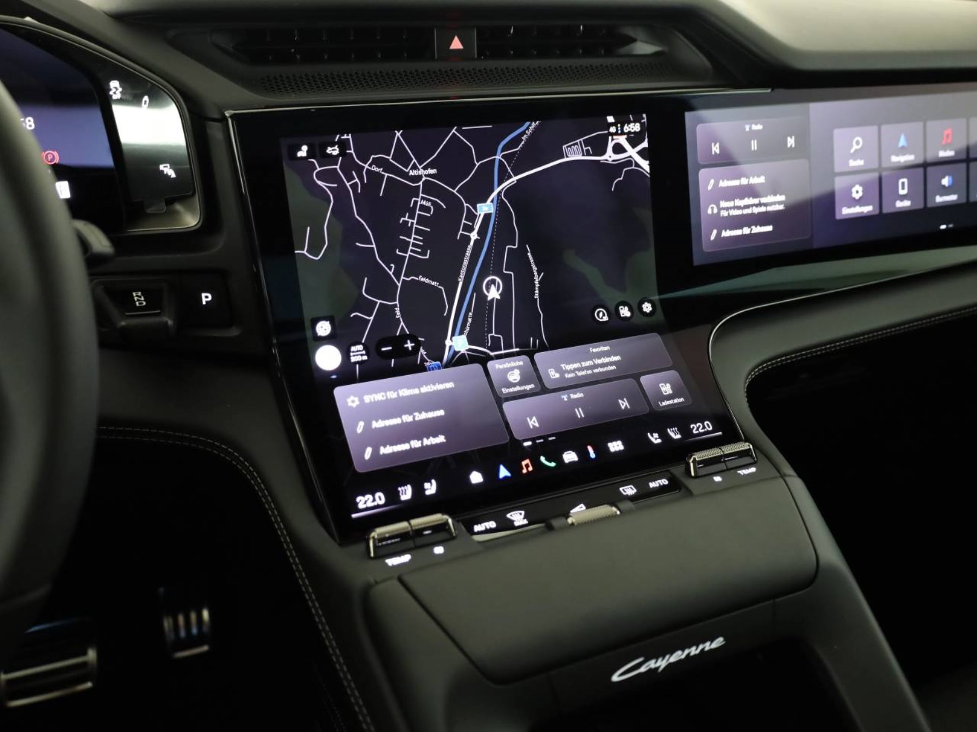 PORSCHE Cayenne Turbo Coupé Electric-image-12