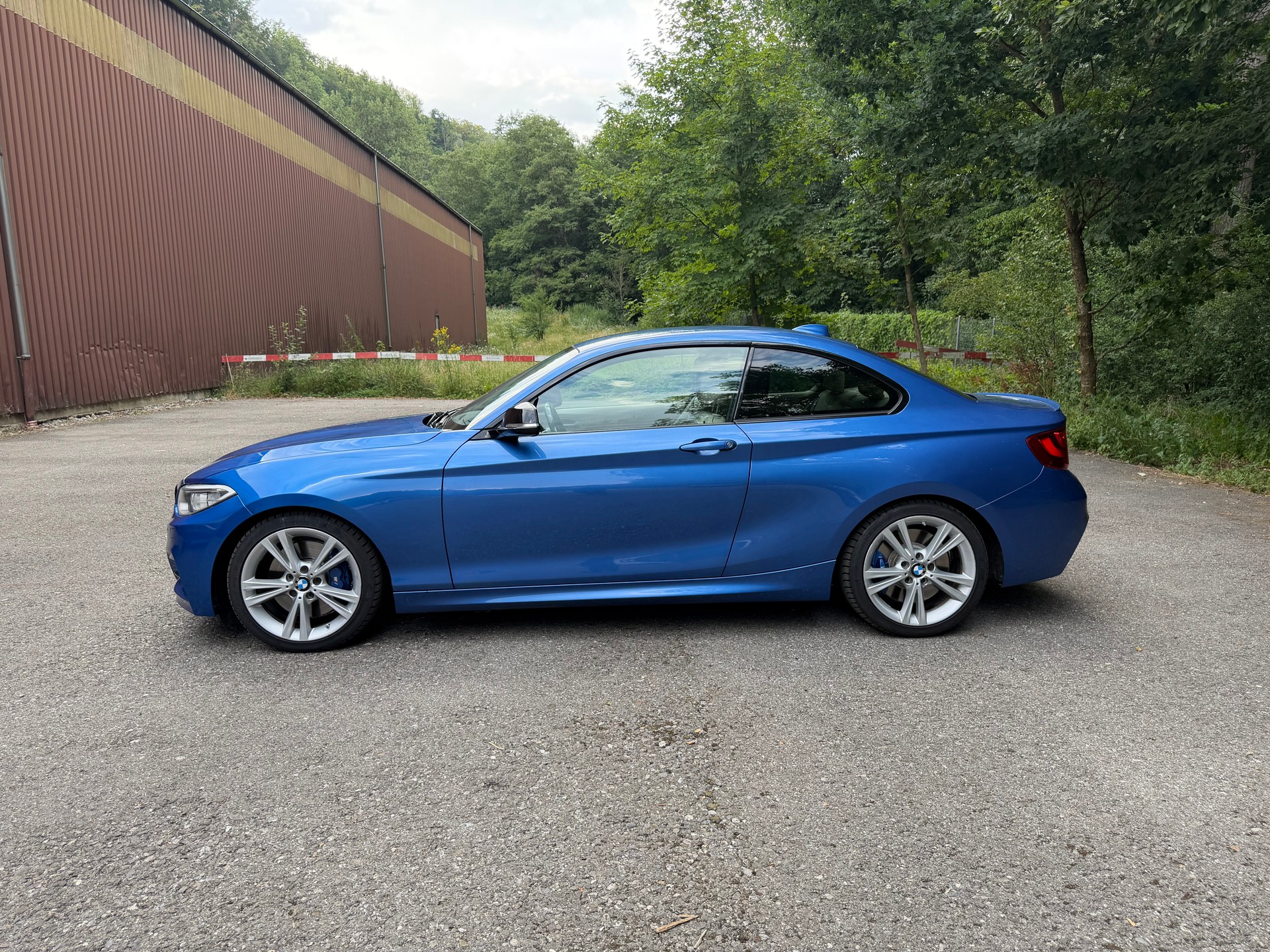 BMW M235i Steptronic-image-2