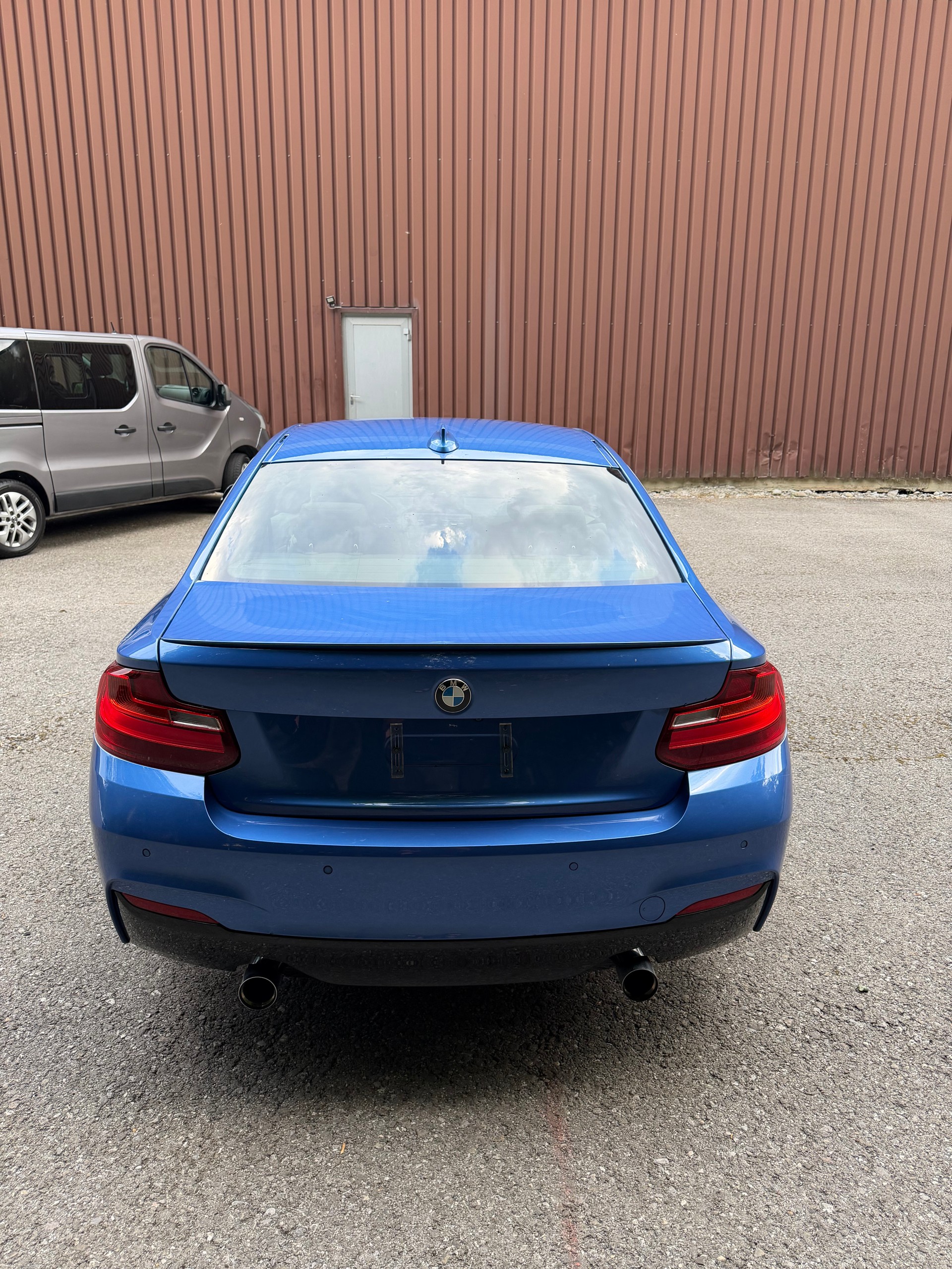 BMW M235i Steptronic-image-3