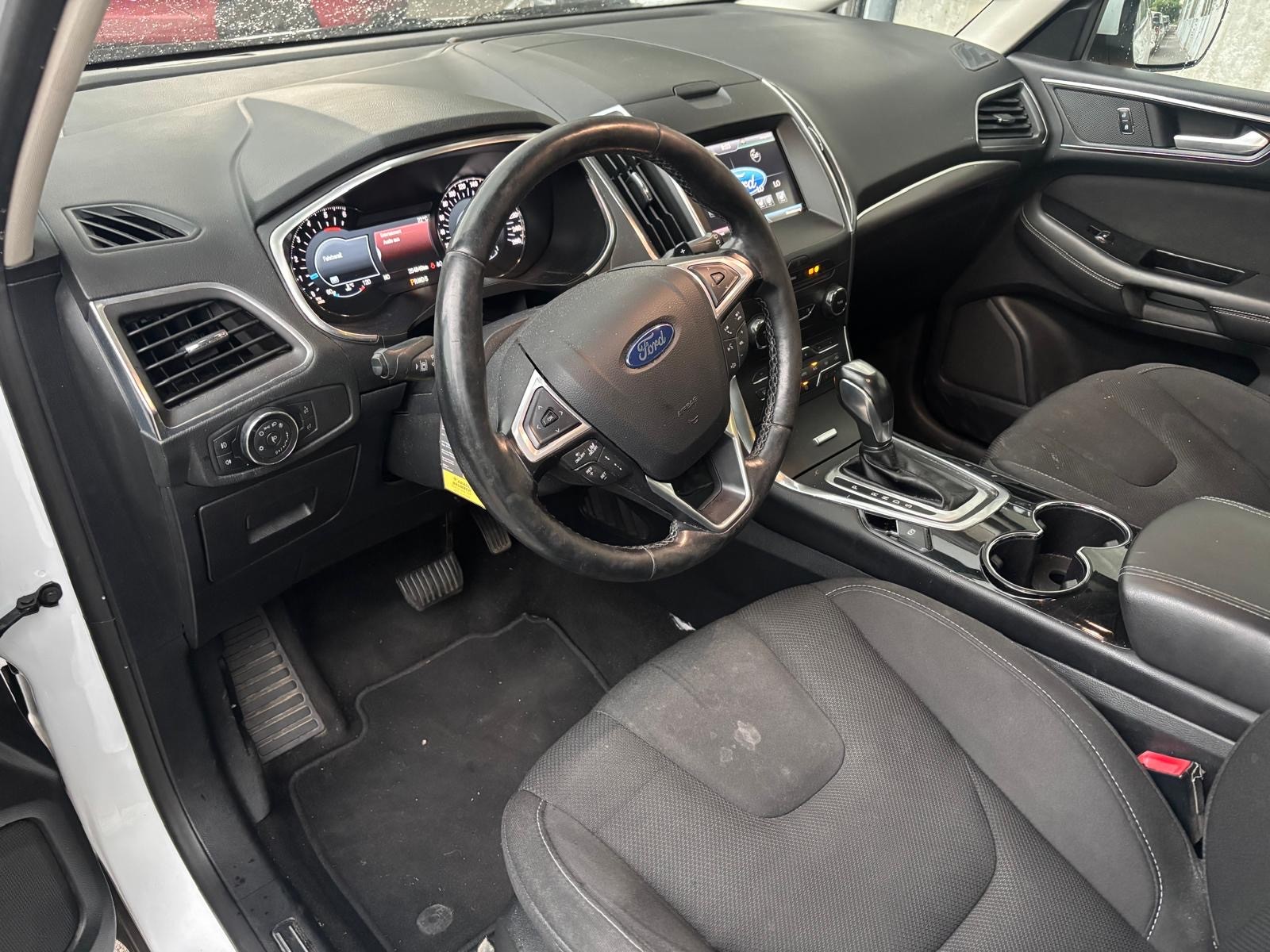 FORD S-Max 2.0 TDCi Trend PoweShift-image-10