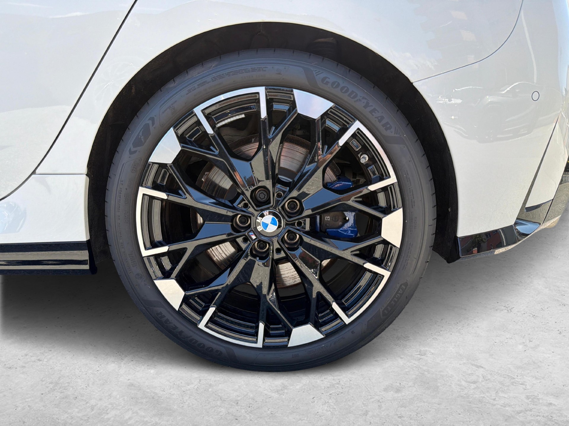 BMW M135i xDrive-image-9