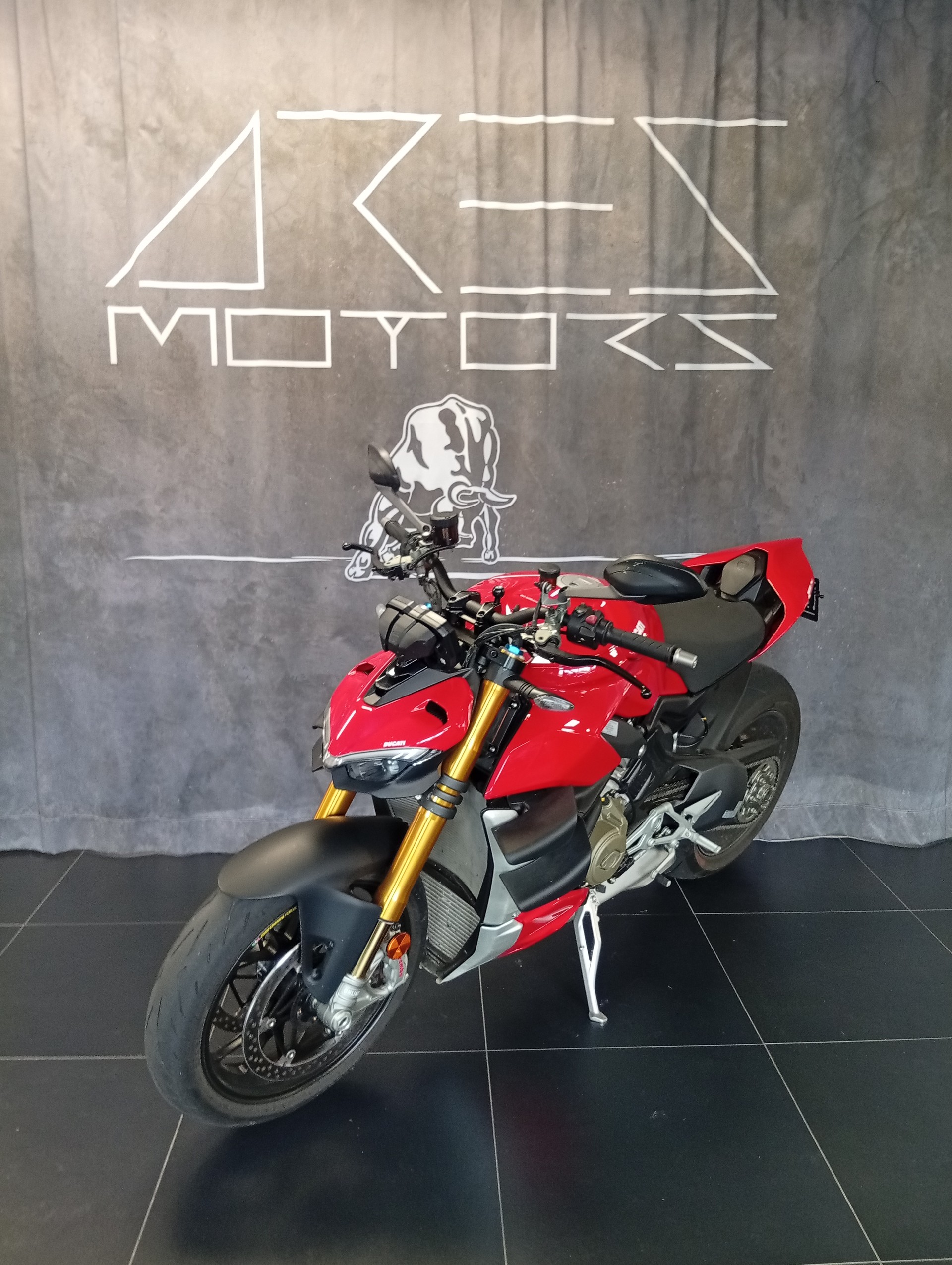 DUCATI Streetfighter V4 S-image-3