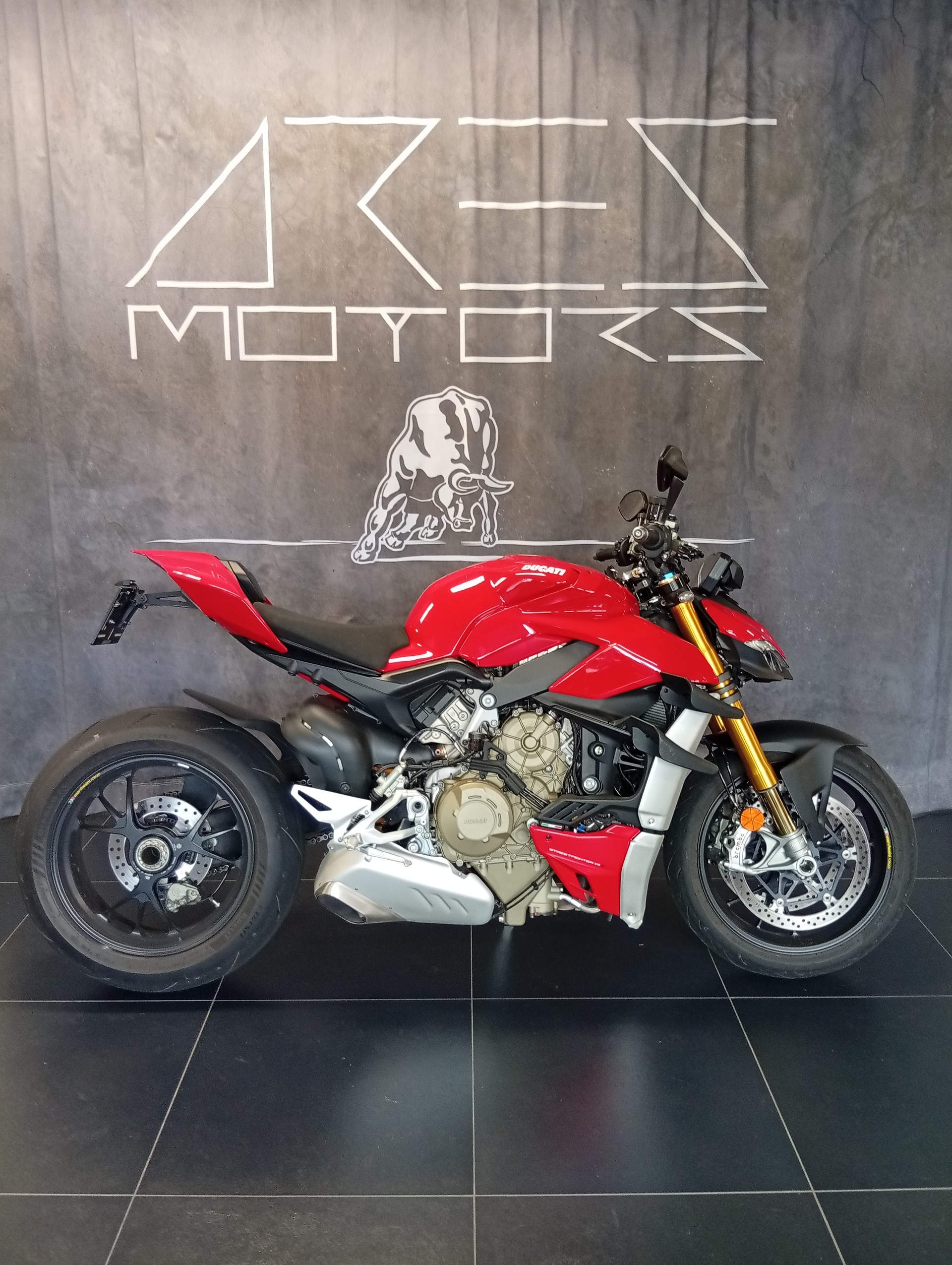 DUCATI Streetfighter V4 S-image-0
