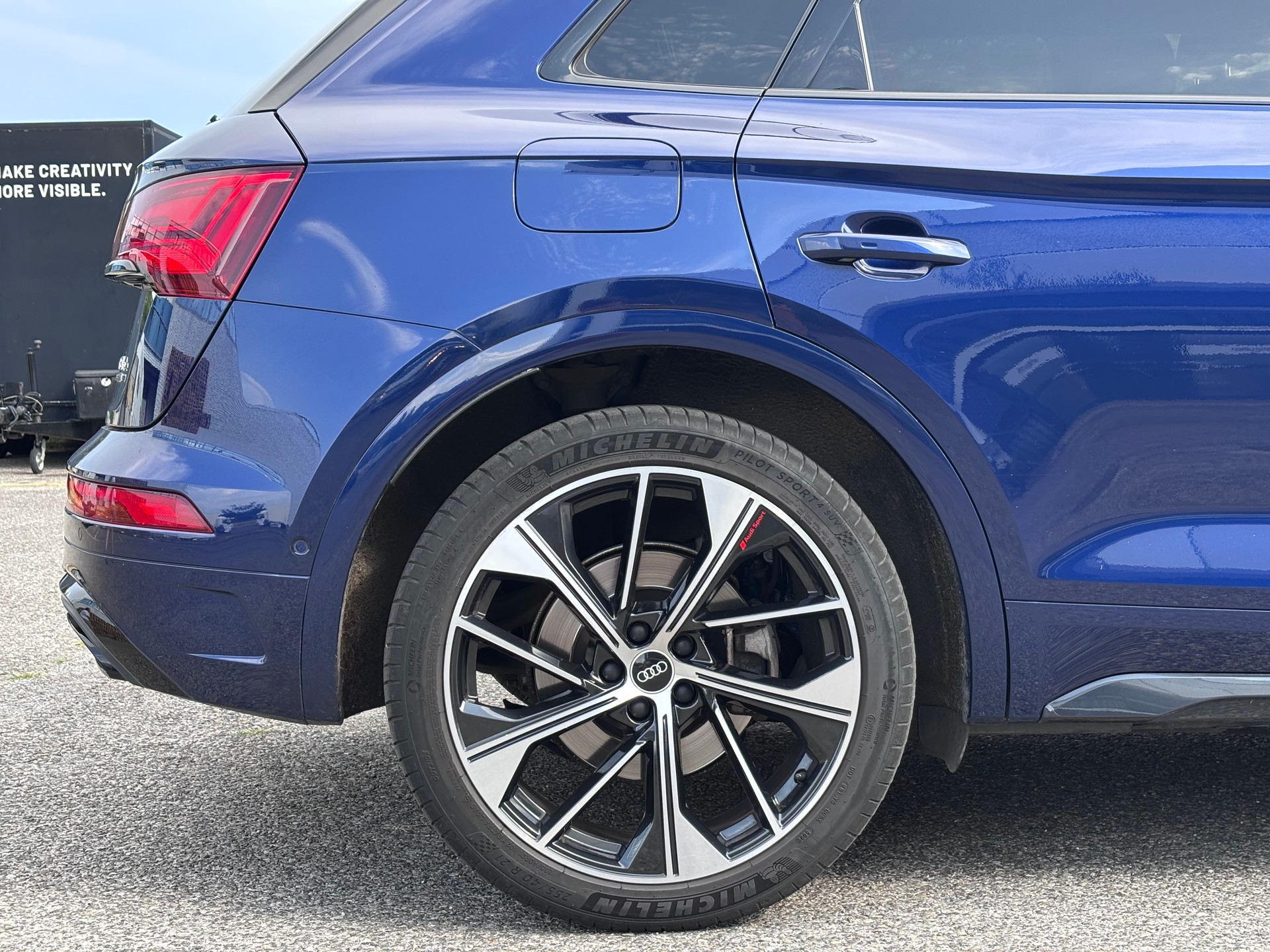 AUDI Q5 55 TFSI e PHEV S line quattro S-tronic-image-7