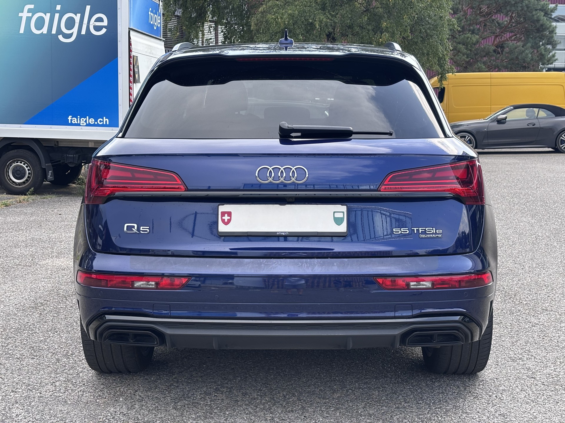 AUDI Q5 55 TFSI e PHEV S line quattro S-tronic-image-4
