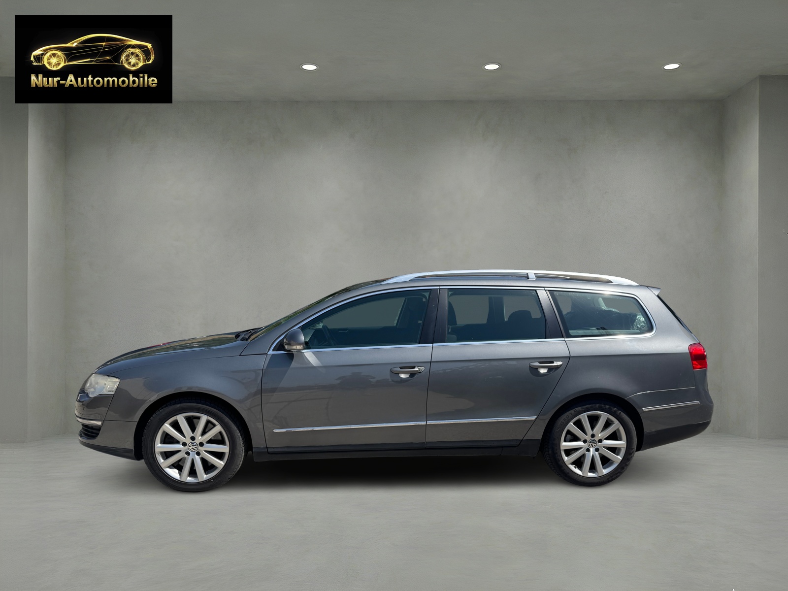 VW Passat Variant 3.2i 4Motion-showroom-element-3