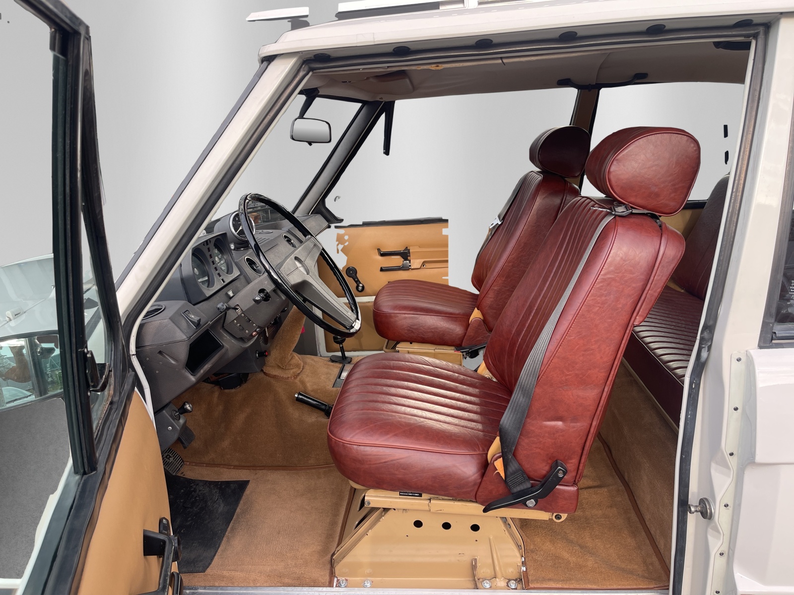 LAND ROVER Range Rover 3.5 DL-image-8