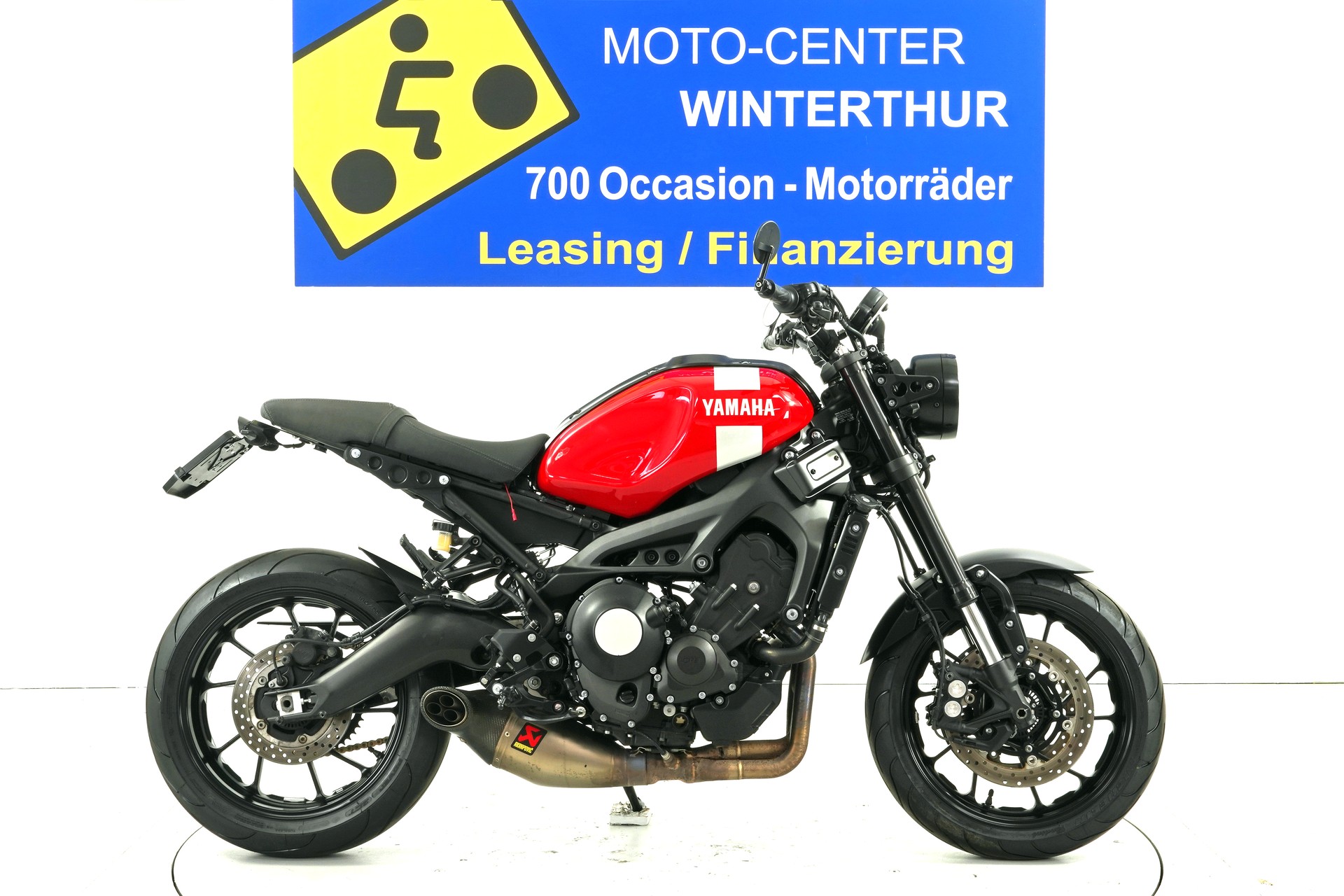 YAMAHA XSR 900-image-0