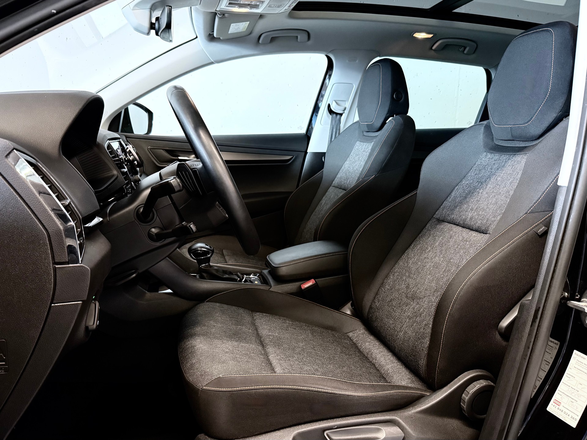 SKODA KAROQ 1.5 TSI ACT AMBITION DSG | CH-FZG | 150 PS | BENZIN | AUTOMAT | FRISCH AB MFK-image-9