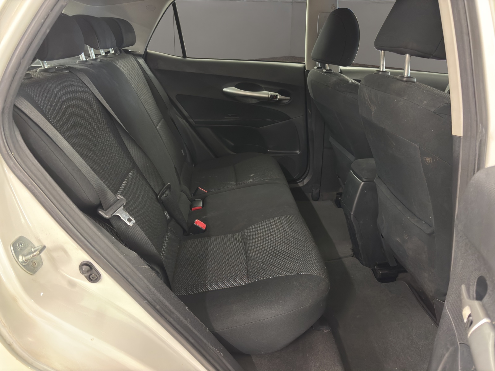 TOYOTA Auris 1.8 16V HSD Linea Sol-image-18