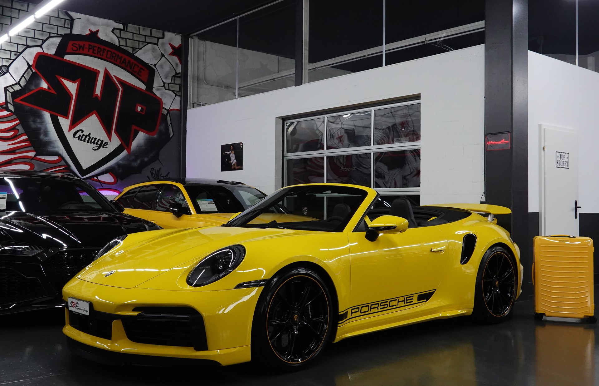 PORSCHE 911 TURBO S CABRIO PDK CH- FZ - RACING GELB - TECHART-image-60