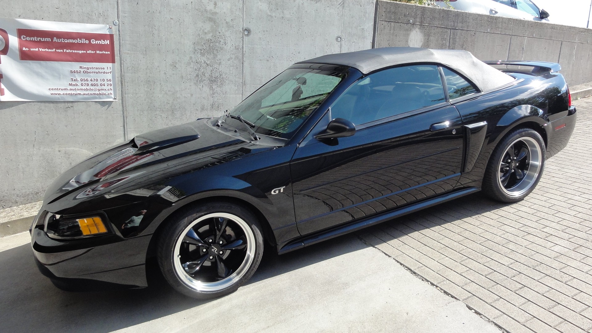 FORD Mustang GT Cabriolet-image-3