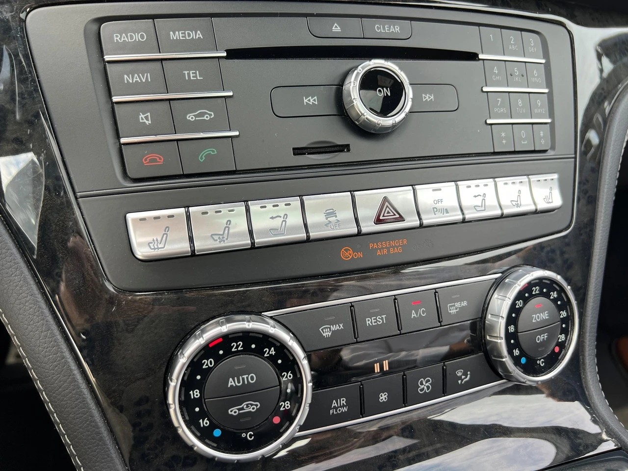 MERCEDES-BENZ SL 400 9G-Tronic-image-12