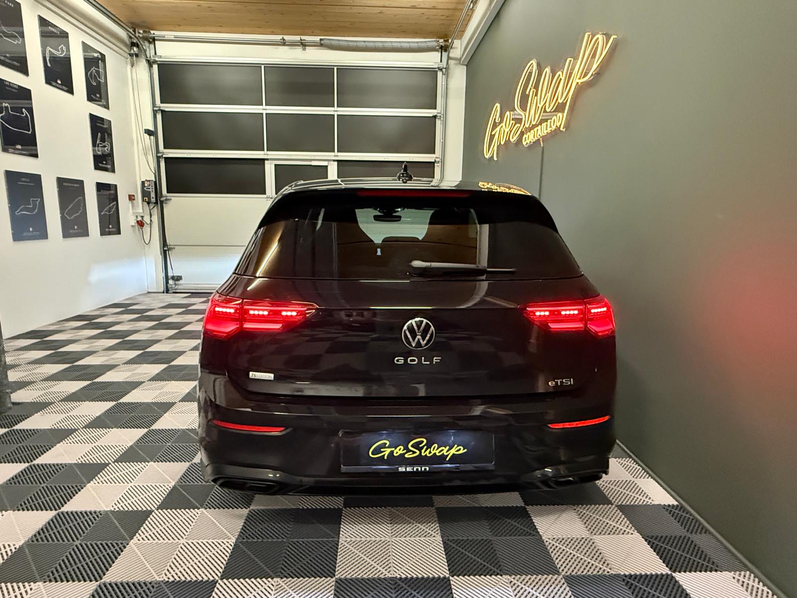 VW Golf 1.5 eTSI mHEV ACT R-Line 75 Edition DSG-image-4