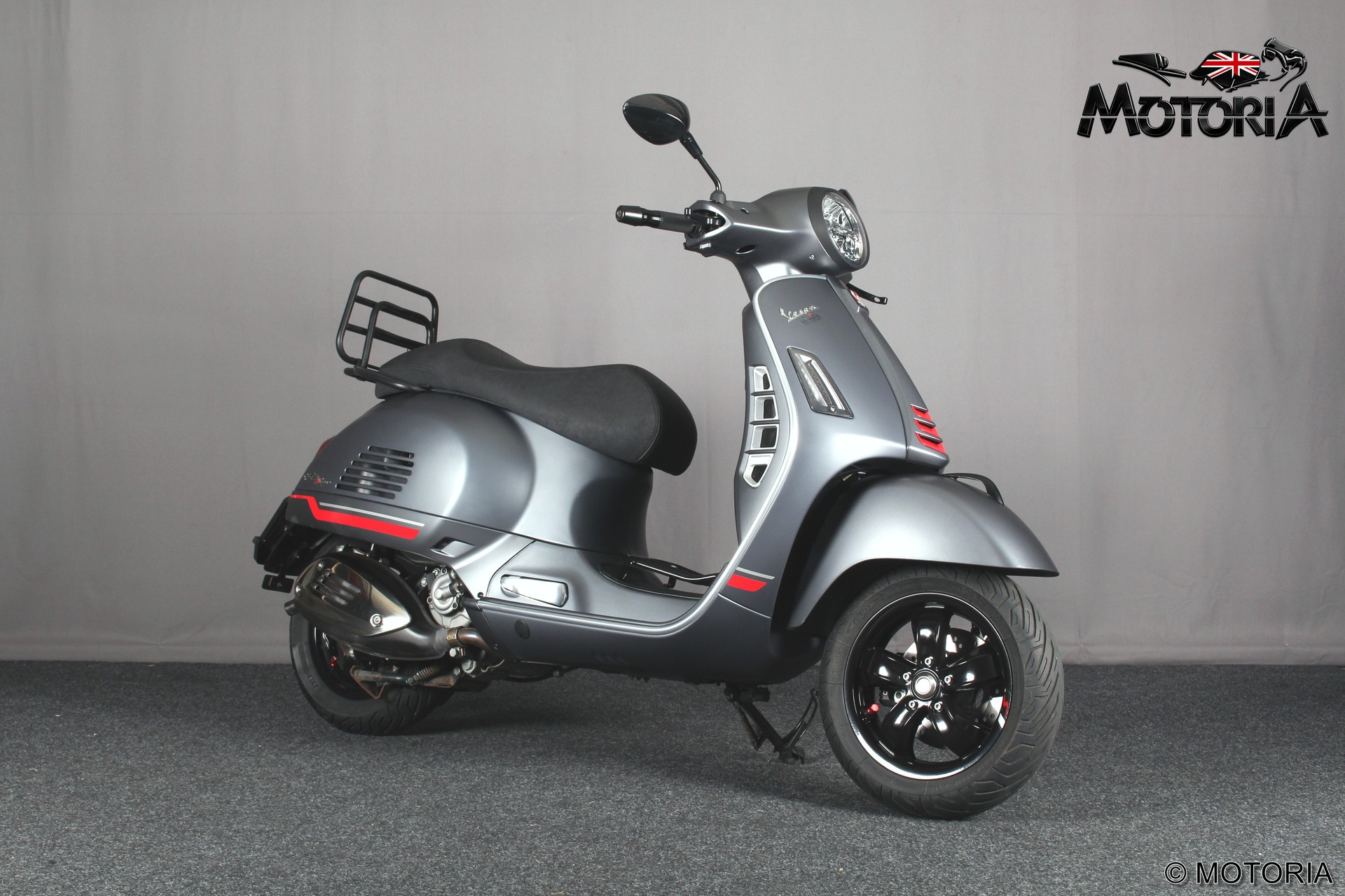 PIAGGIO Vespa GTS 300 Super ABS-image-0
