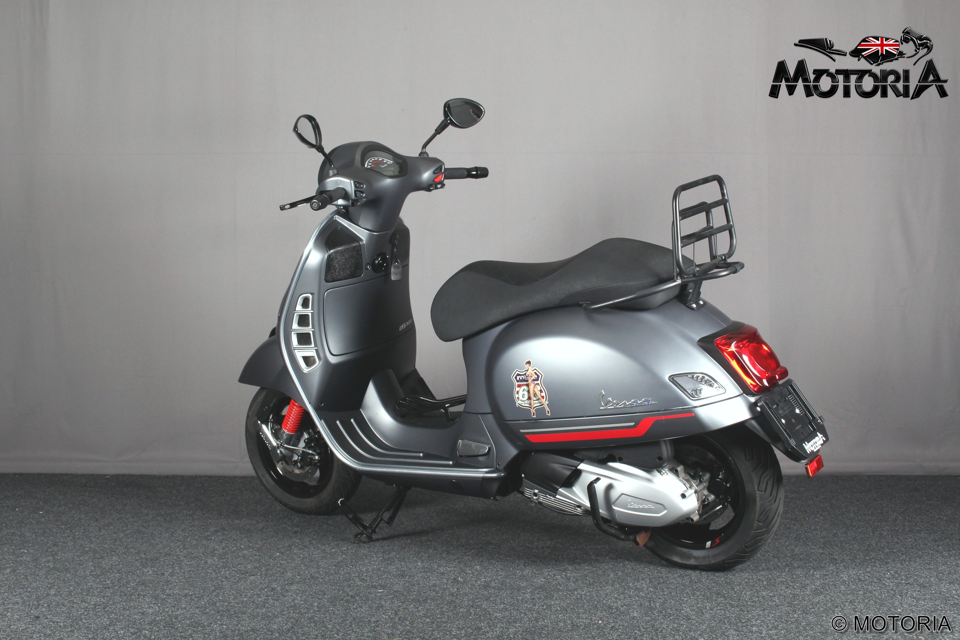 PIAGGIO Vespa GTS 300 Super ABS-image-4