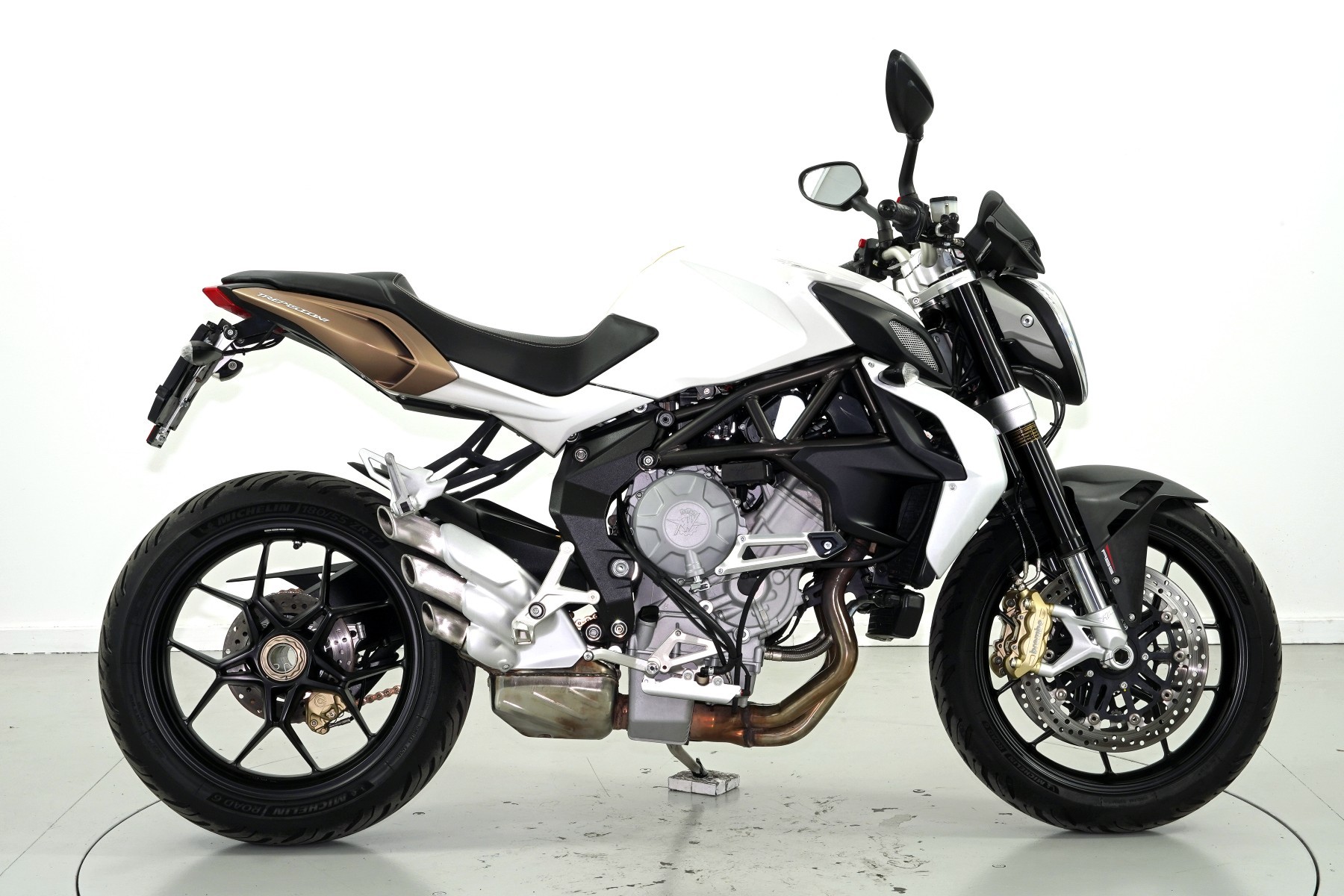 MV AGUSTA 675 Brutale ABS-image-3